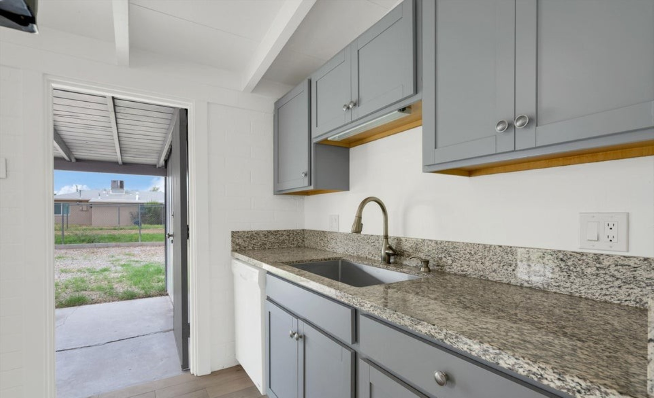  5602 E 31st St, Tucson, AZ 85711 - 物件實景