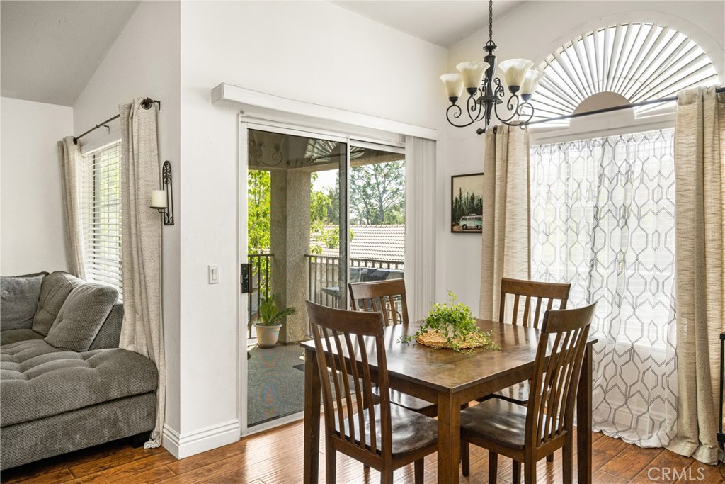 Lake Forest, California, 92610, United States, 2 Bedrooms Bedrooms, ,2 BathroomsBathrooms,Residential,For Sale,1846936