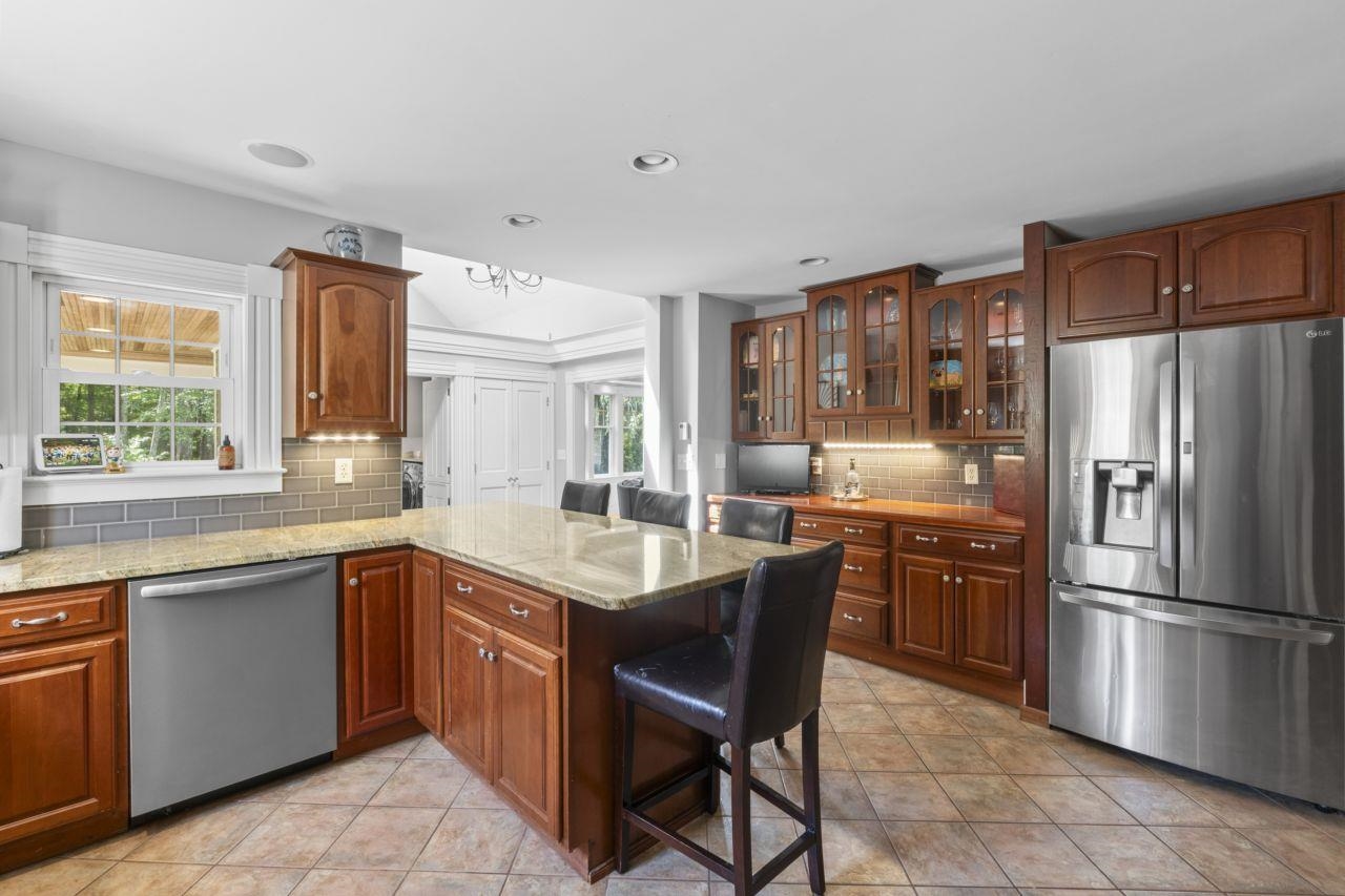 Barrington, New Hampshire, 03825, United States, 4 Bedrooms Bedrooms, ,3 BathroomsBathrooms,Residential,For Sale,1984390