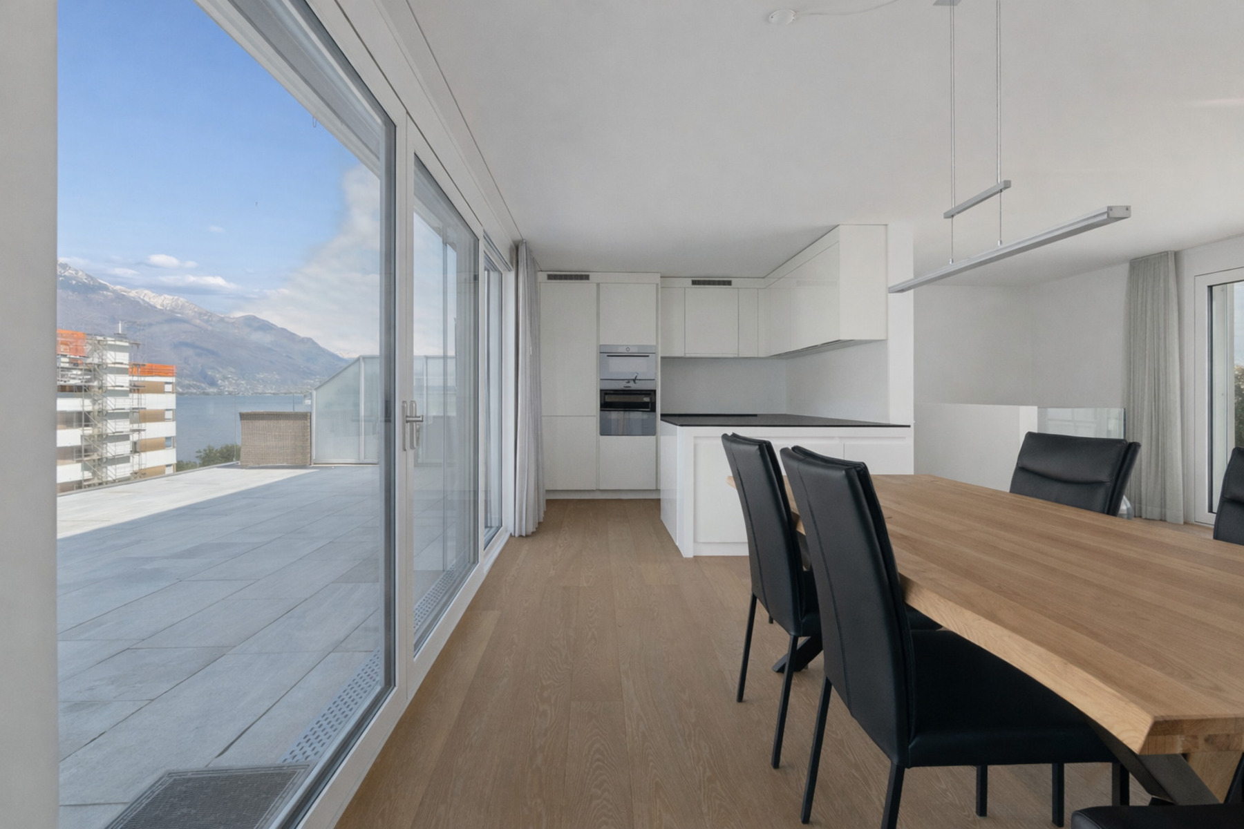  Penthouse-duplex with large terrace a stone