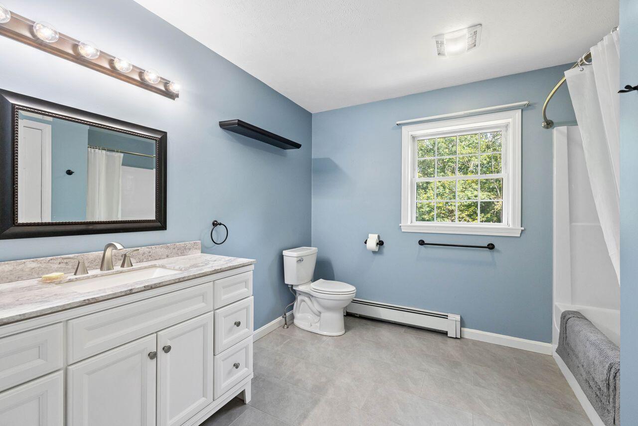 Lewiston, Maine, 04240, United States, 4 Bedrooms Bedrooms, ,2 BathroomsBathrooms,Residential,For Sale,1926544