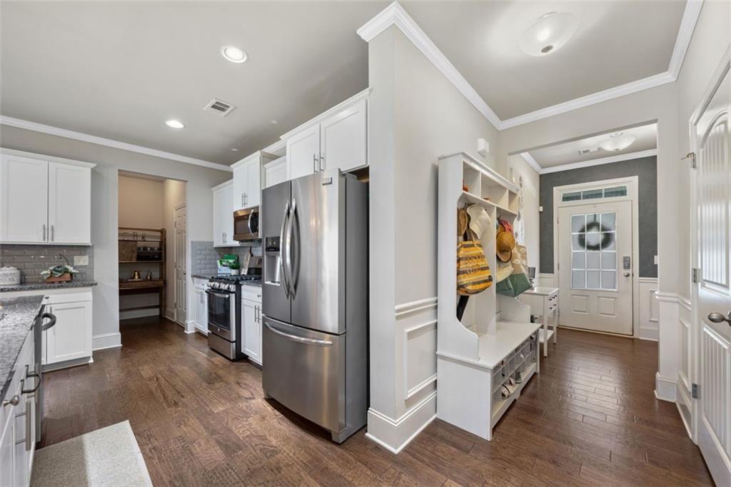 Flowery Branch, Georgia, 30542, United States, 4 Bedrooms Bedrooms, ,3 BathroomsBathrooms,Residential,For Sale,1901003