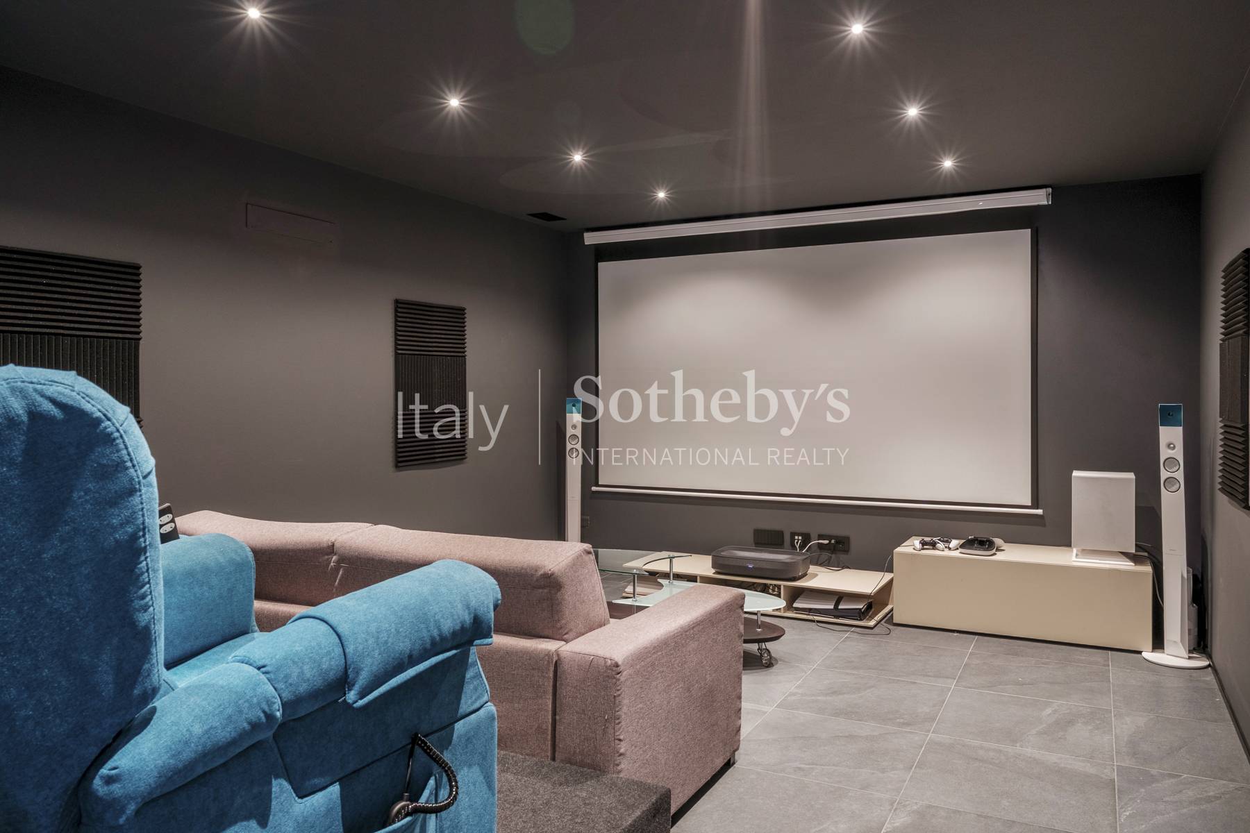  Exclusive modern villa with panoramic lake views - 物件實景