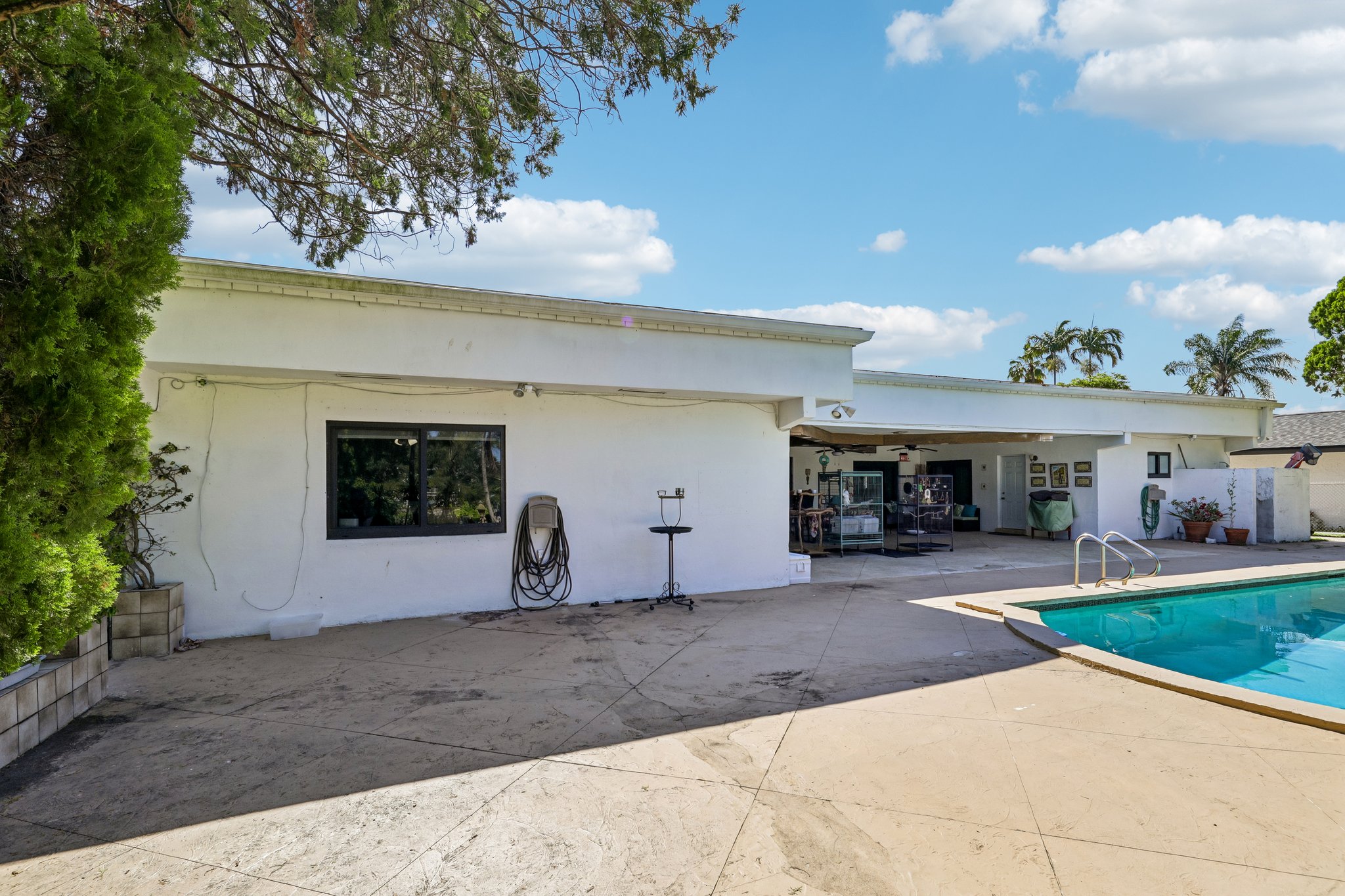  19805 NE 22nd Ave, Miami, FL, 33180 - 物件實景