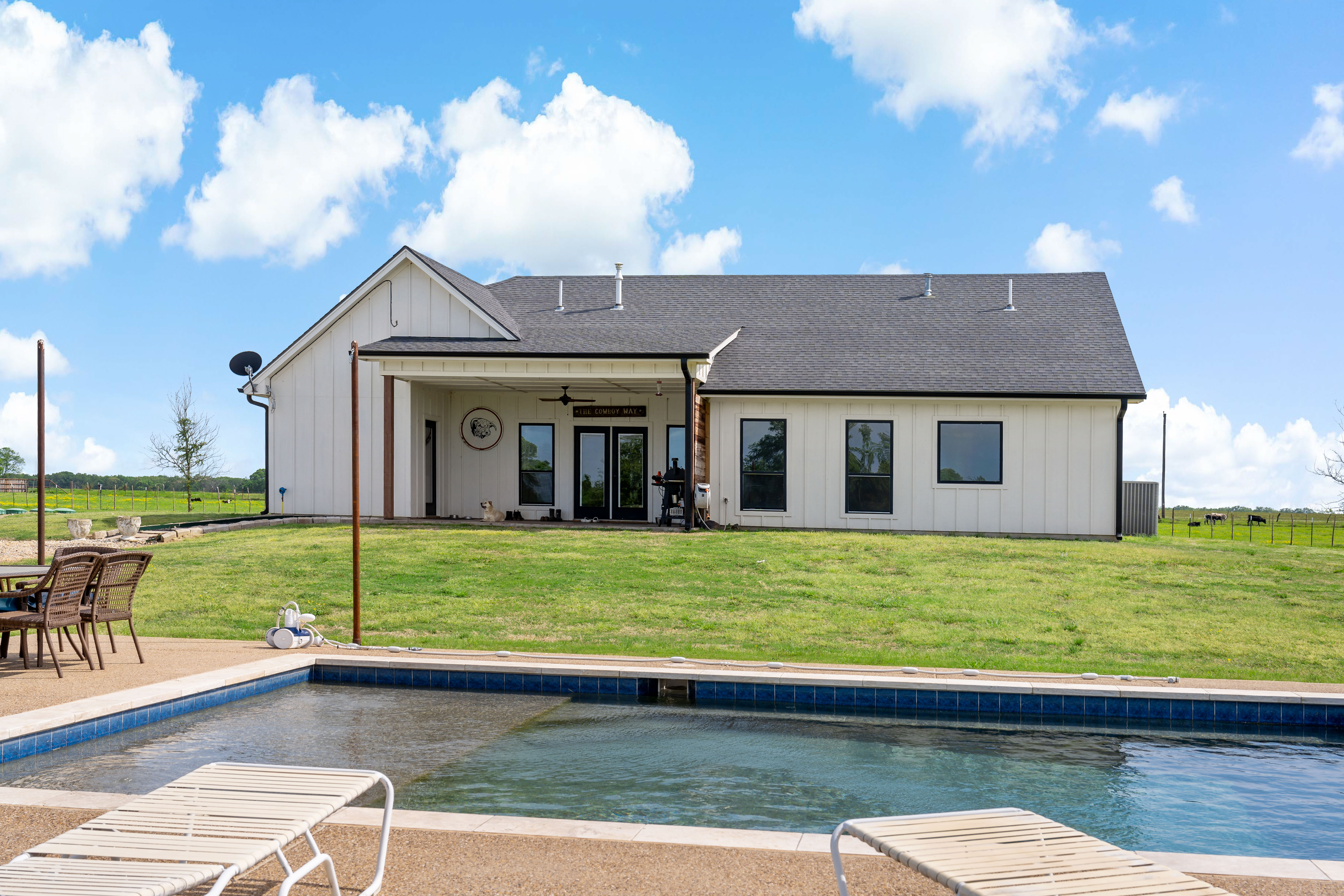 Paris, Texas, 75462, United States, 3 Bedrooms Bedrooms, ,2 BathroomsBathrooms,Residential,For Sale,1983529