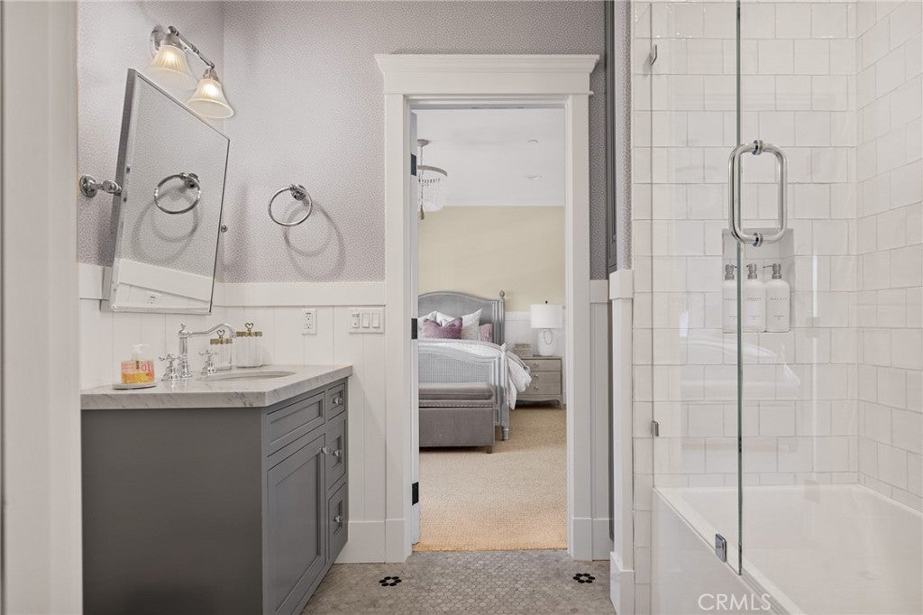 Redlands, California, 92373, United States, 5 Bedrooms Bedrooms, ,6 BathroomsBathrooms,Residential,For Sale,1984155