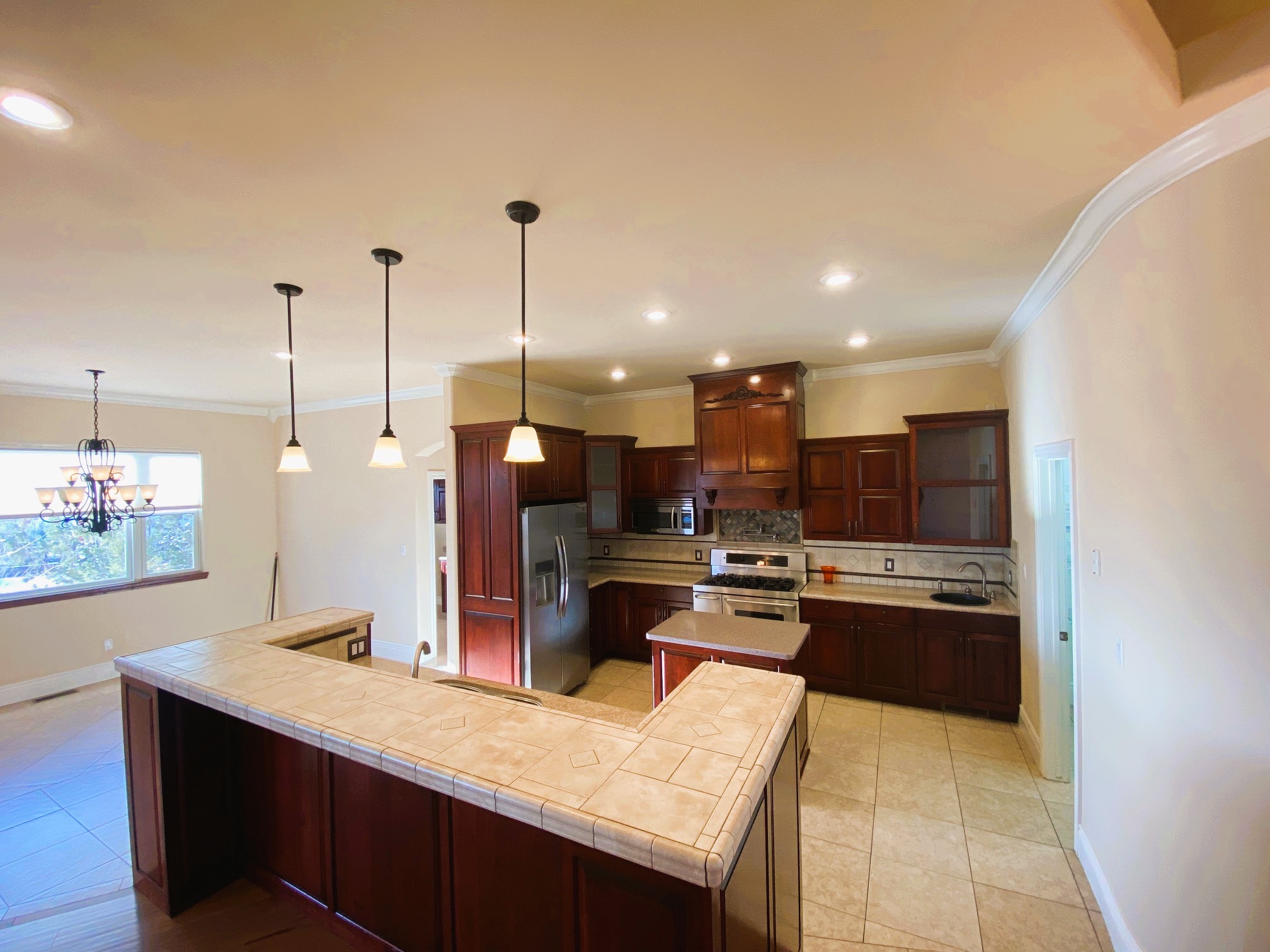 Farmington, New Mexico, 87402, United States, 4 Bedrooms Bedrooms, ,4 BathroomsBathrooms,Residential,For Sale,2005186