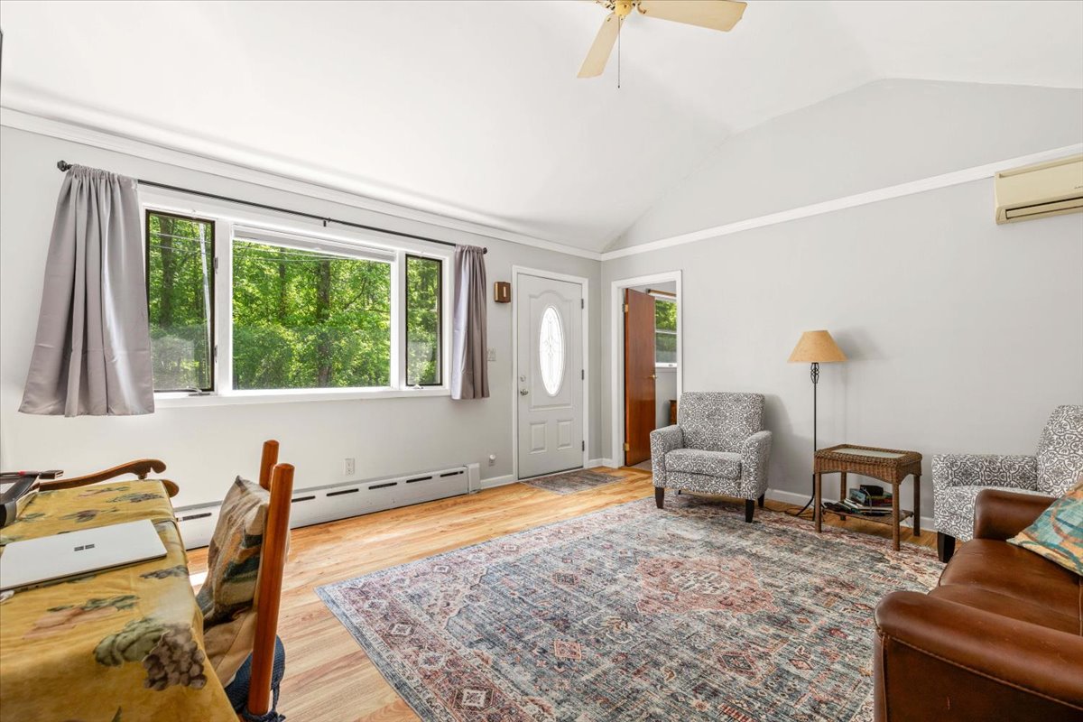 Staten Island, New York, 10312, United States, 2 Bedrooms Bedrooms, ,2 BathroomsBathrooms,Residential,For Sale,1819813