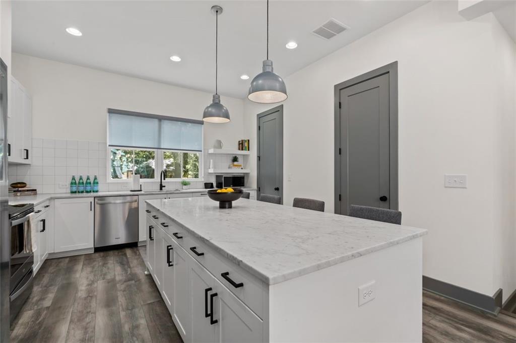 Atlanta, Georgia, 30307, United States, 3 Bedrooms Bedrooms, ,4 BathroomsBathrooms,Residential,For Sale,1950336