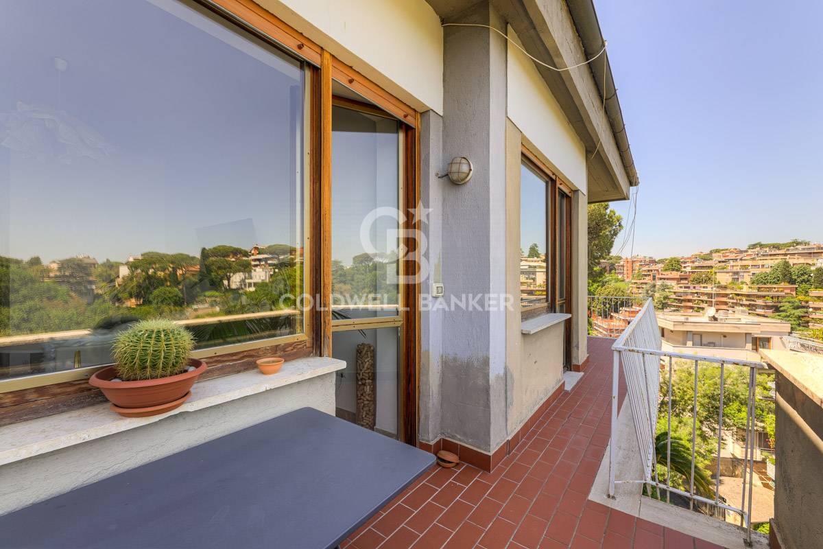 Roma, Roma, 00100, IT, 3 Bedrooms Bedrooms, ,2 BathroomsBathrooms,Residential,For Sale,1806018