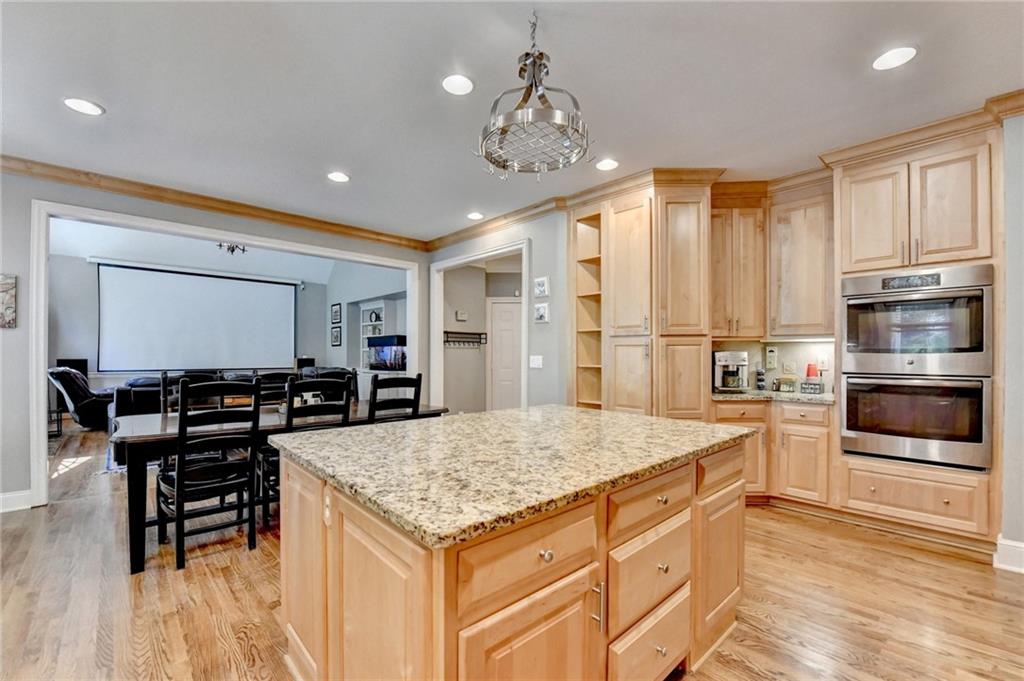 Canton, Georgia, 30115, United States, 6 Bedrooms Bedrooms, ,5 BathroomsBathrooms,Residential,For Sale,1887424