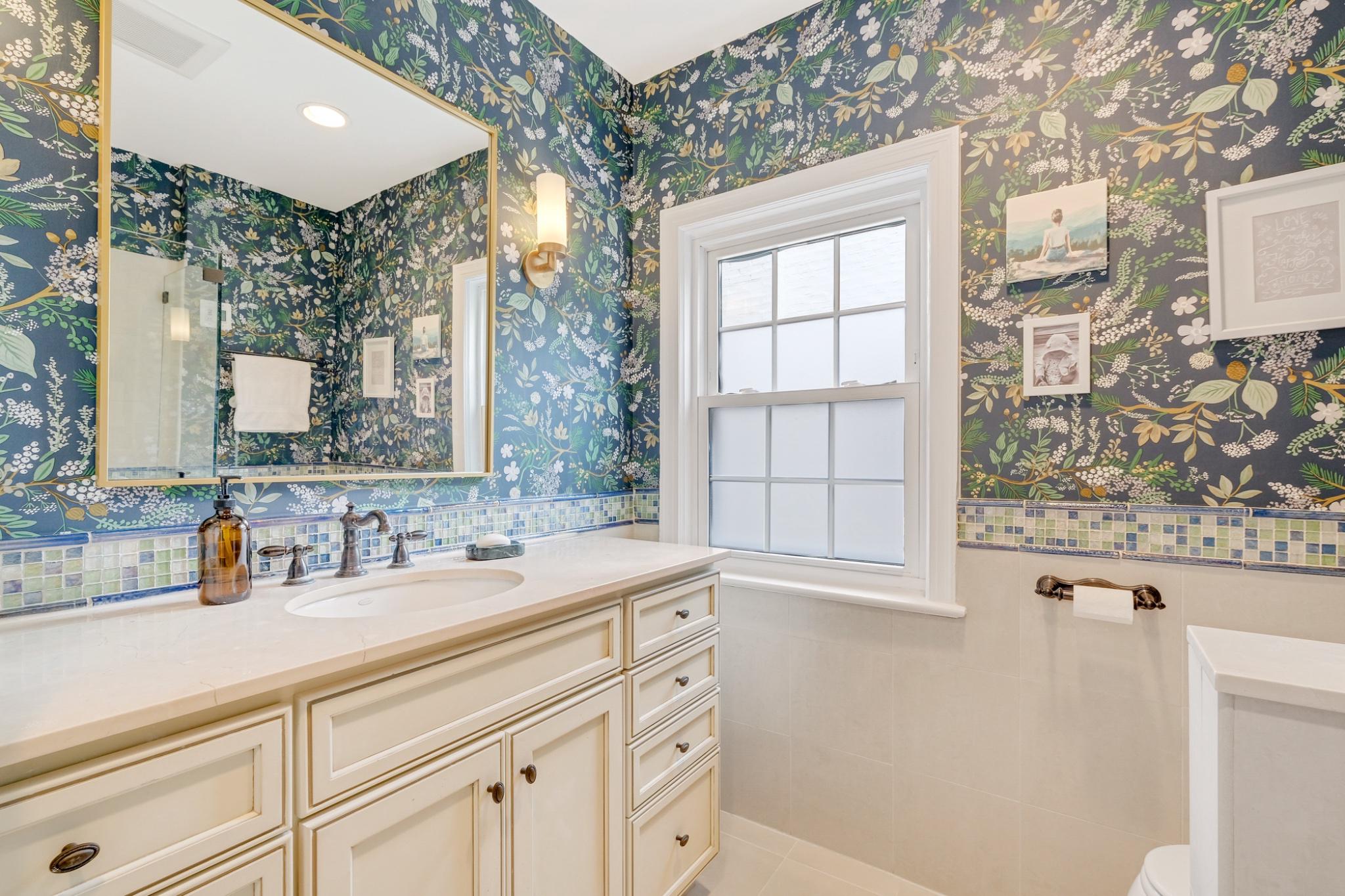  5464 30th Place NW, Washington, DC, 20015 - 物件實景