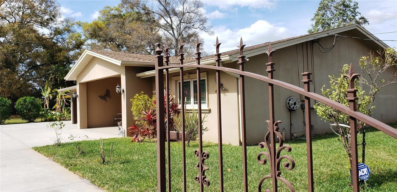 CLEARWATER, Florida, 33765, United States, 5 Bedrooms Bedrooms, ,3 BathroomsBathrooms,Residential,For Sale,2006178