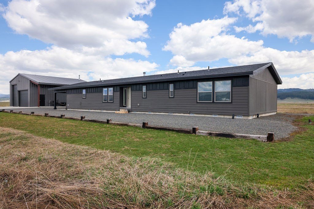 Donnelly, Idaho, 83615, United States, 3 Bedrooms Bedrooms, ,1 BathroomBathrooms,Residential,For Sale,2005150