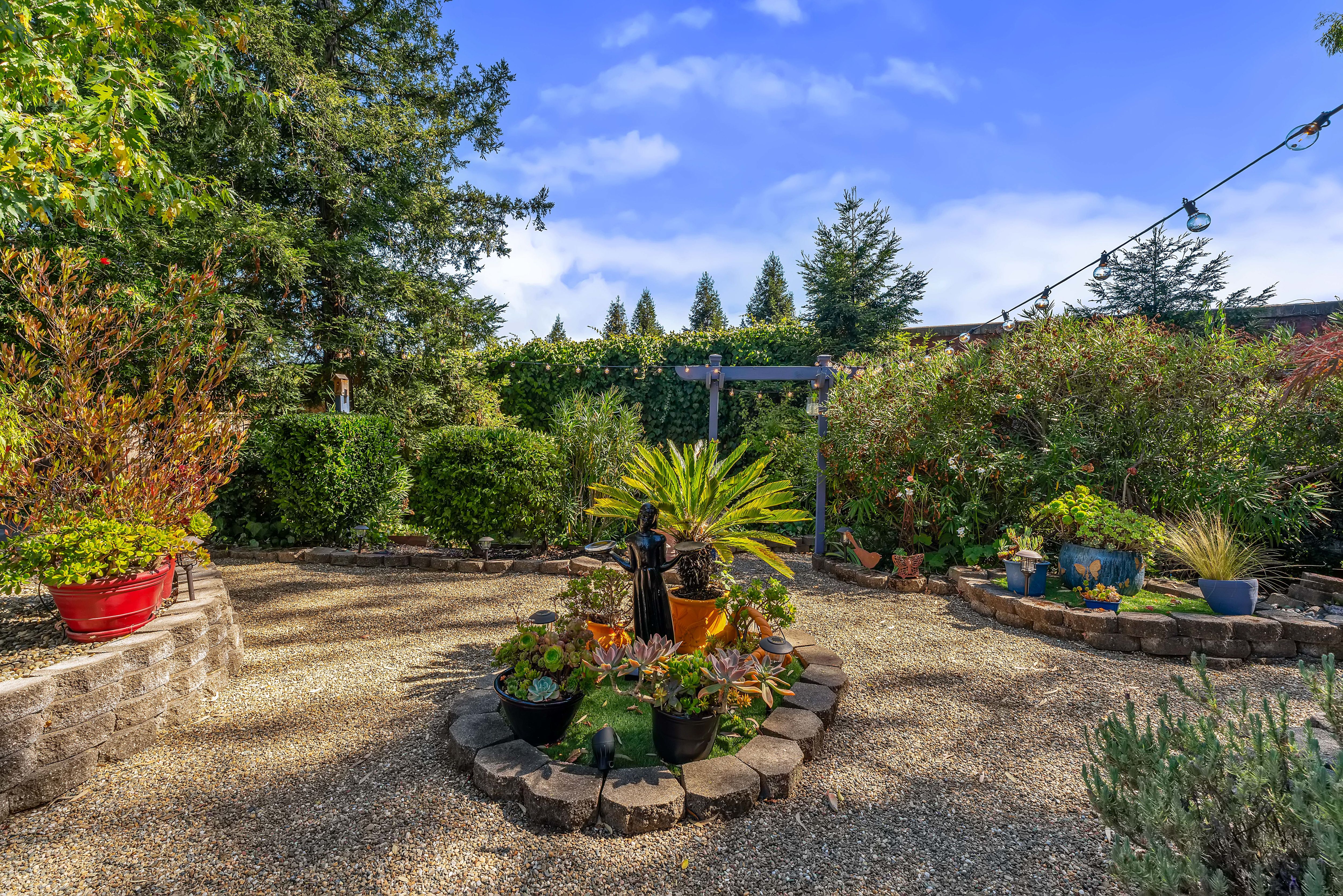  2158 Mount Olive Drive, Santa Rosa, CA 95404 - 物件實景