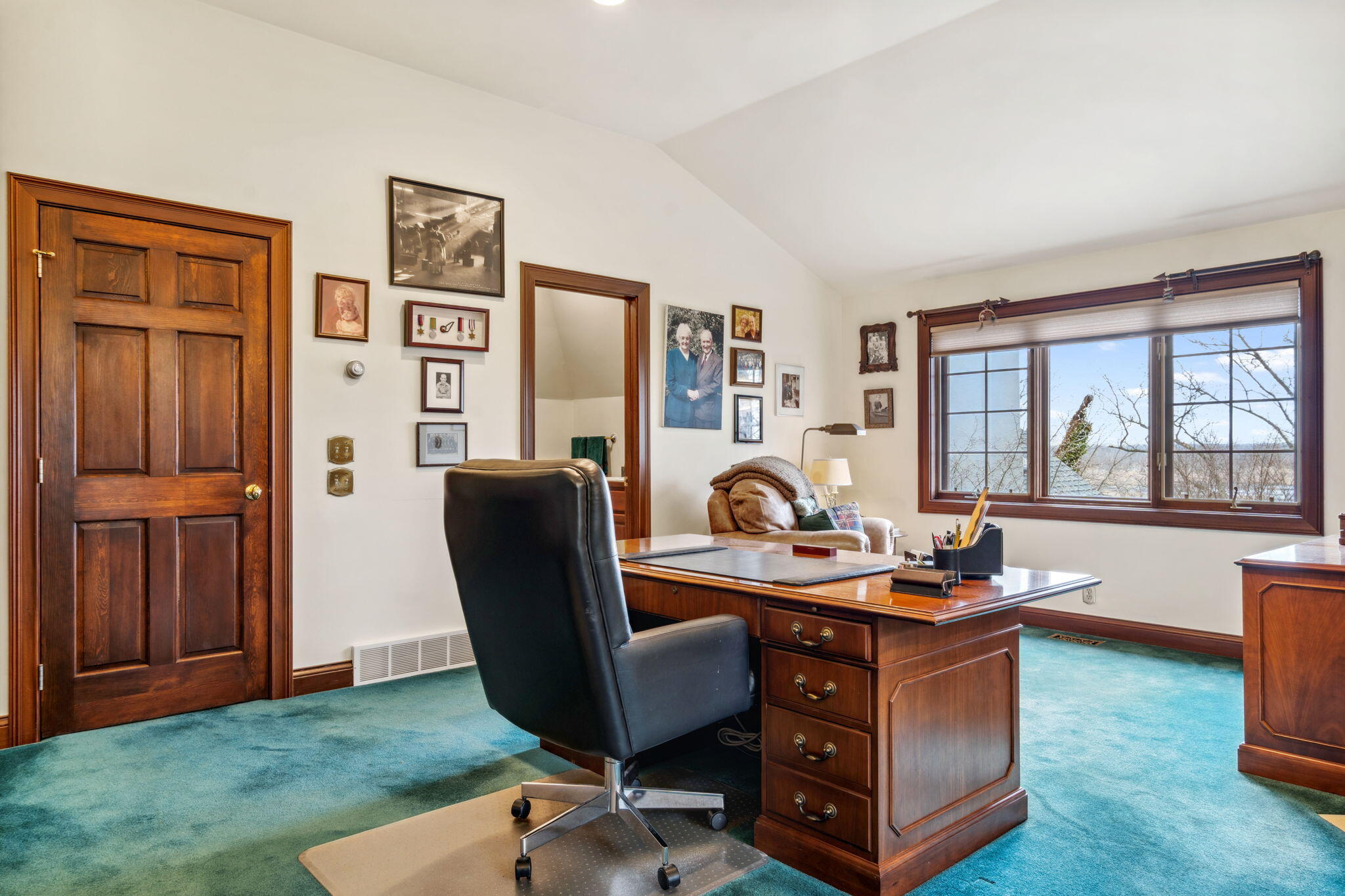 Saugatuck, Michigan, 49453, United States, 4 Bedrooms Bedrooms, ,5 BathroomsBathrooms,Residential,For Sale,1980395