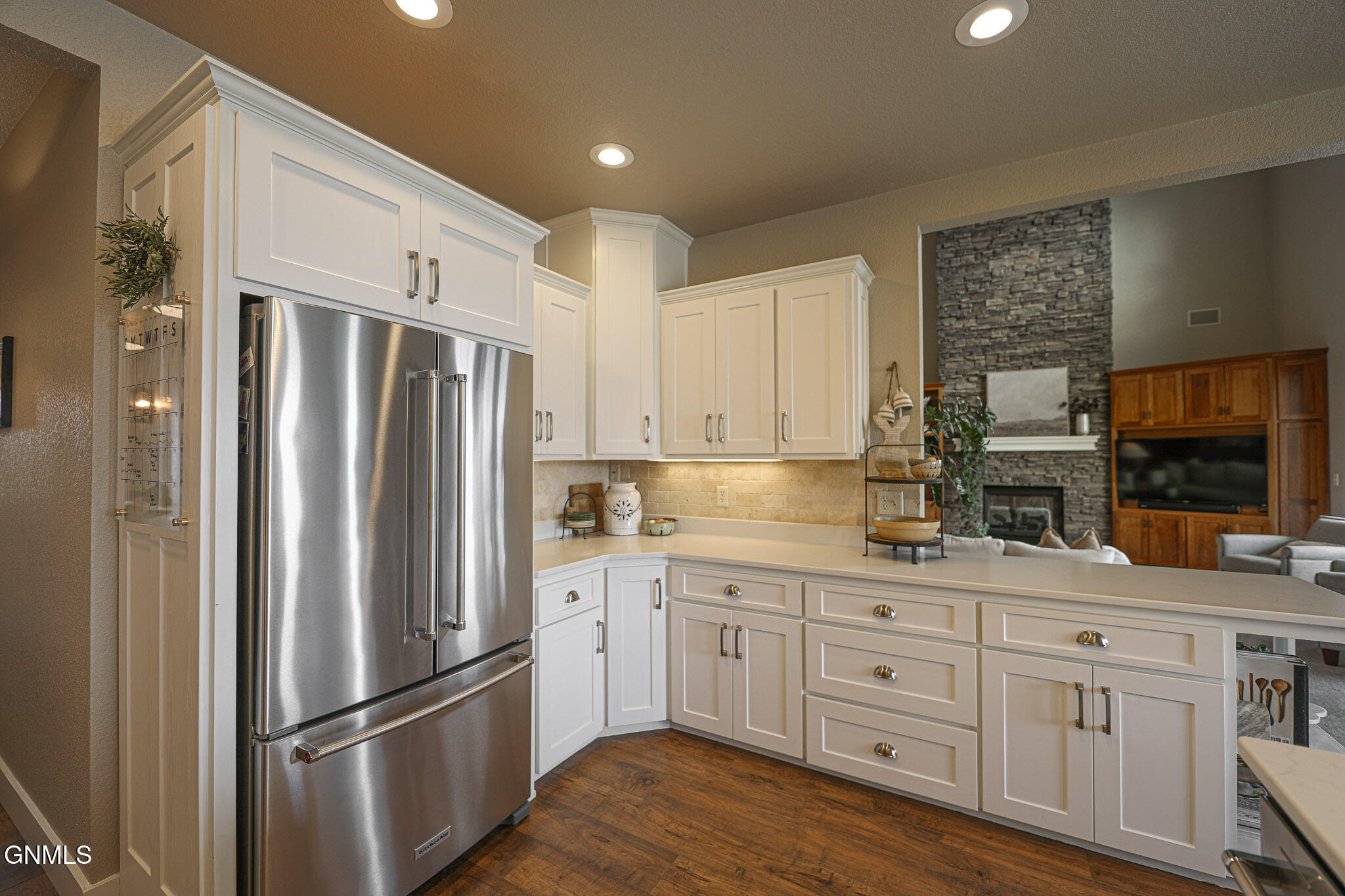 Bismarck, North Dakota, 58503, United States, 6 Bedrooms Bedrooms, ,5 BathroomsBathrooms,Residential,For Sale,1980273