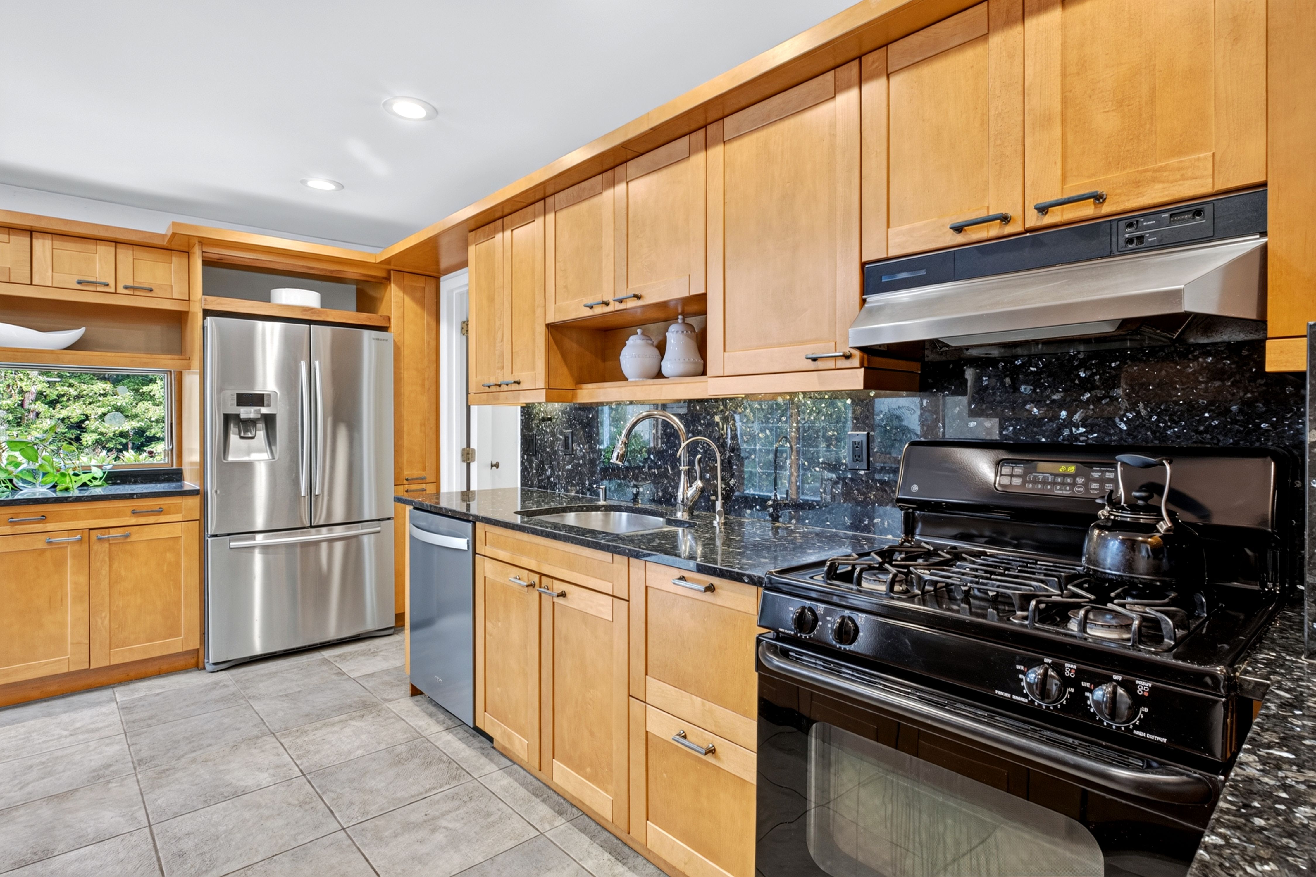  75 Plymouth Road, Manhasset, NY 11030 - 物件實景