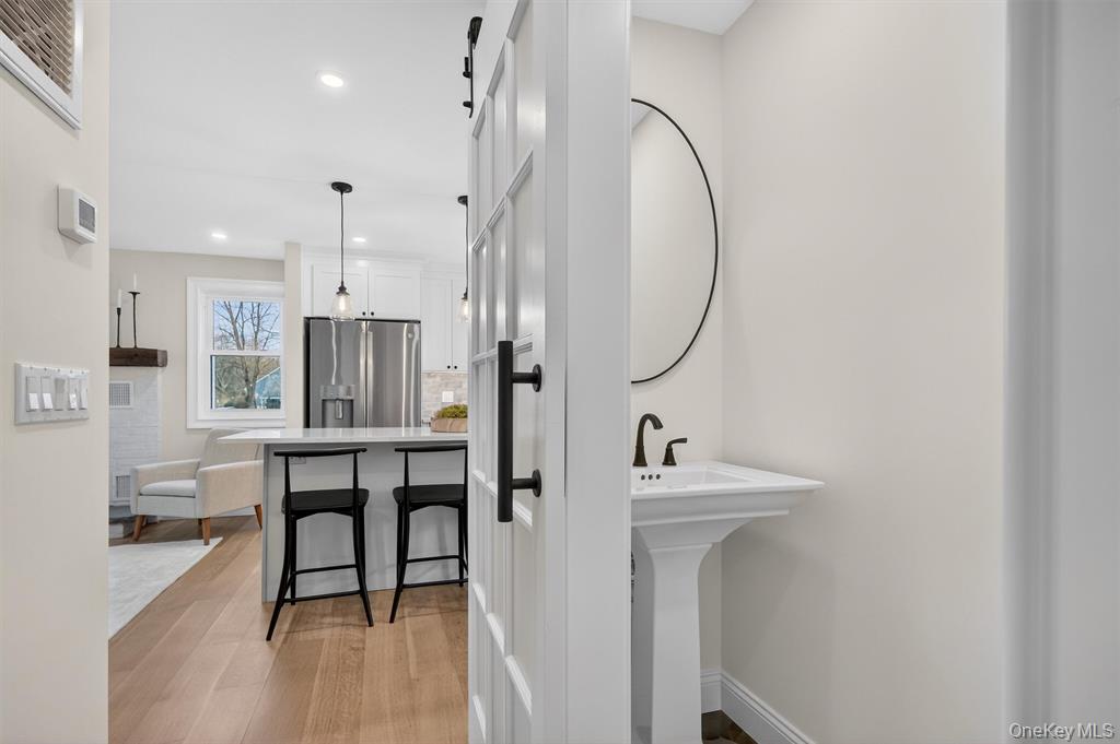 Hopewell Junction, New York, 12533, United States, 2 Bedrooms Bedrooms, ,4 BathroomsBathrooms,Residential,For Sale,2006388