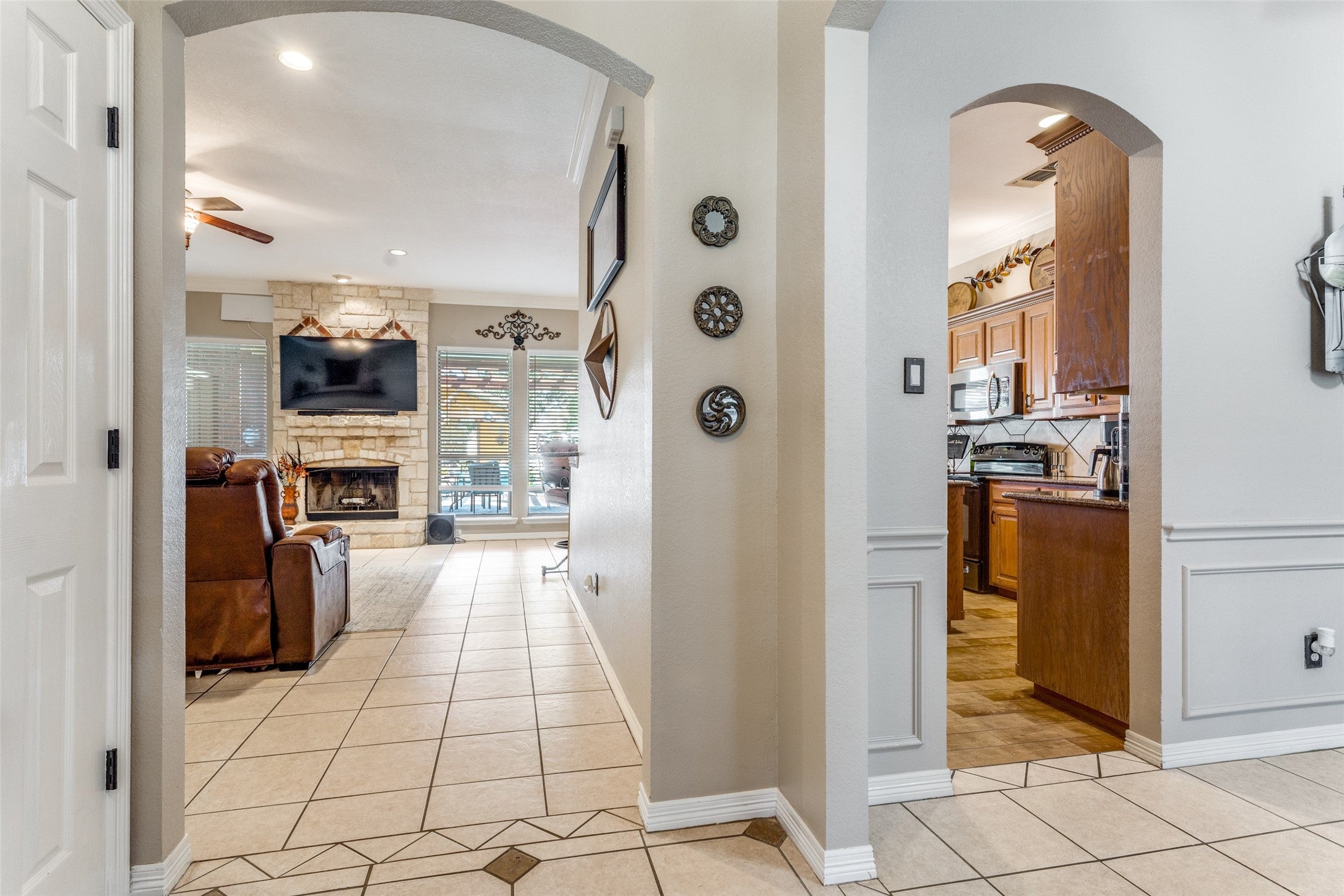 Haslet, Texas, 76052, United States, 4 Bedrooms Bedrooms, ,3 BathroomsBathrooms,Residential,For Sale,1975135