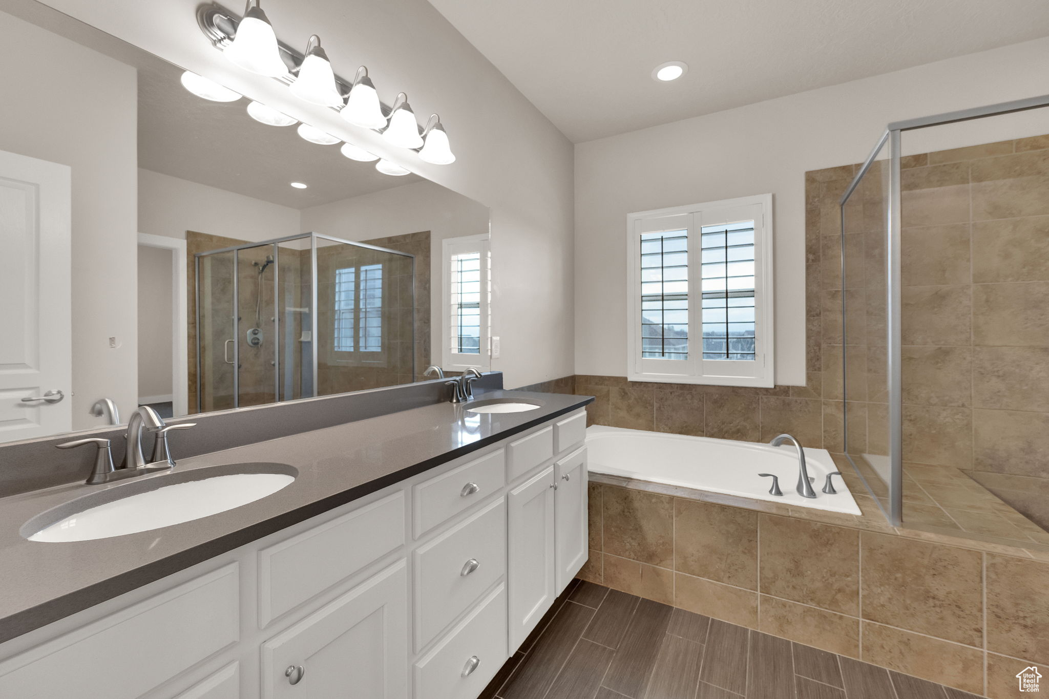 Herriman, Utah, 84096, United States, 5 Bedrooms Bedrooms, ,3 BathroomsBathrooms,Residential,For Sale,1991477