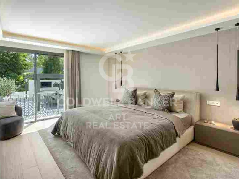 Marbella, Andalusia, ES, 5 Bedrooms Bedrooms, ,5 BathroomsBathrooms,Residential,For Sale,1819218