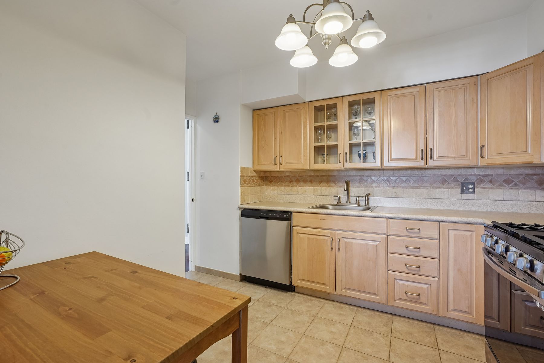  5 Horizon Road, Fort Lee, NJ, 07024 - 物件實景