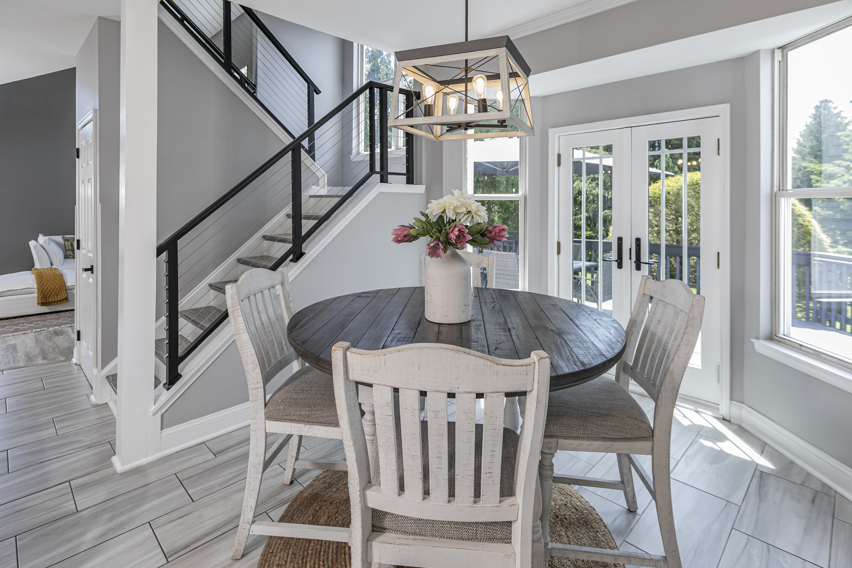  Resort-Worthy Outdoor Living Meets a Thoughtfully Renovated Interior - 物件實景