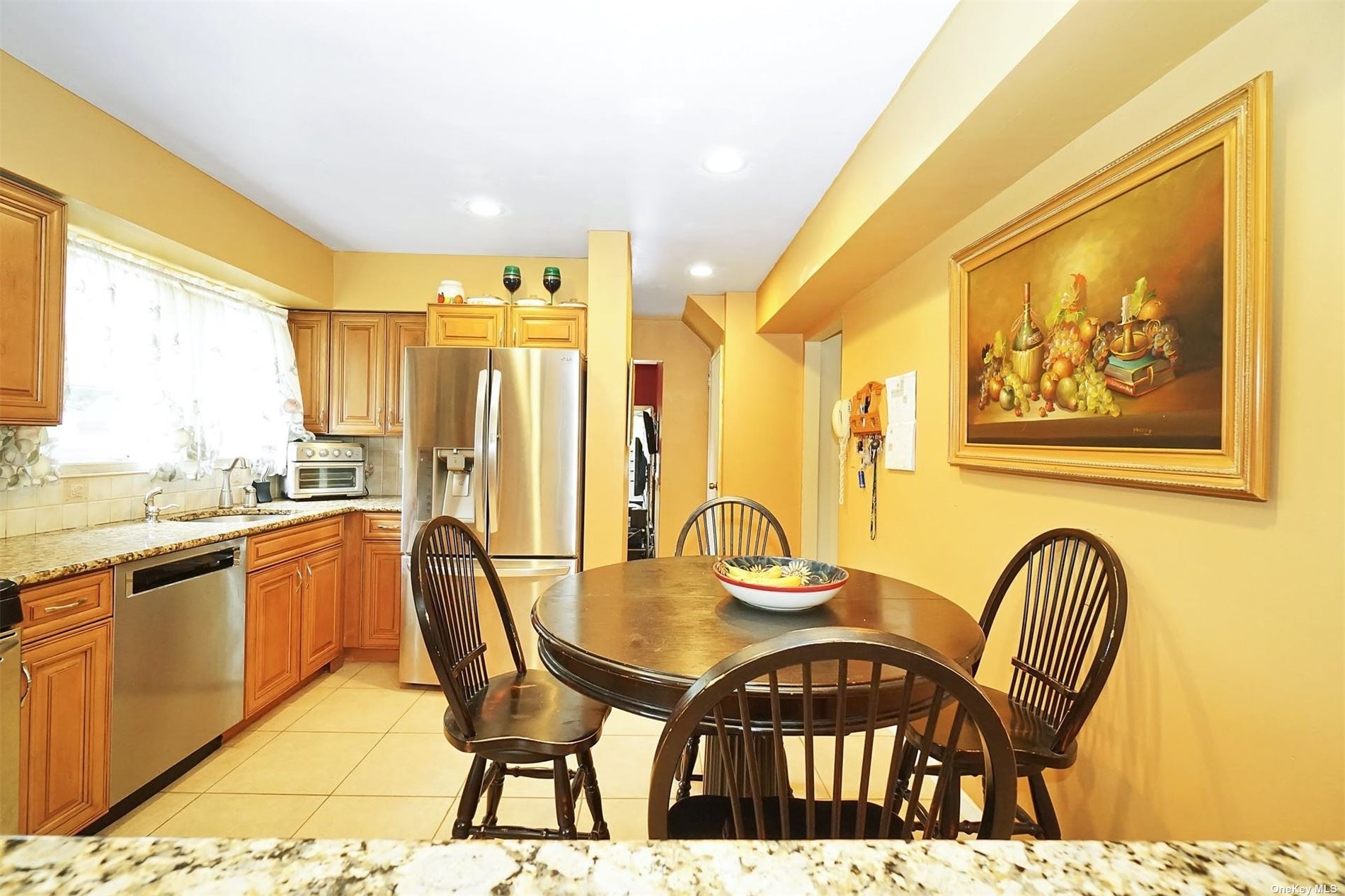 18 Cayuga Place, Commack, New York, 11725, United States, 3 Bedrooms Bedrooms, ,2 BathroomsBathrooms,Residential,For Sale,18 Cayuga Place,1435413