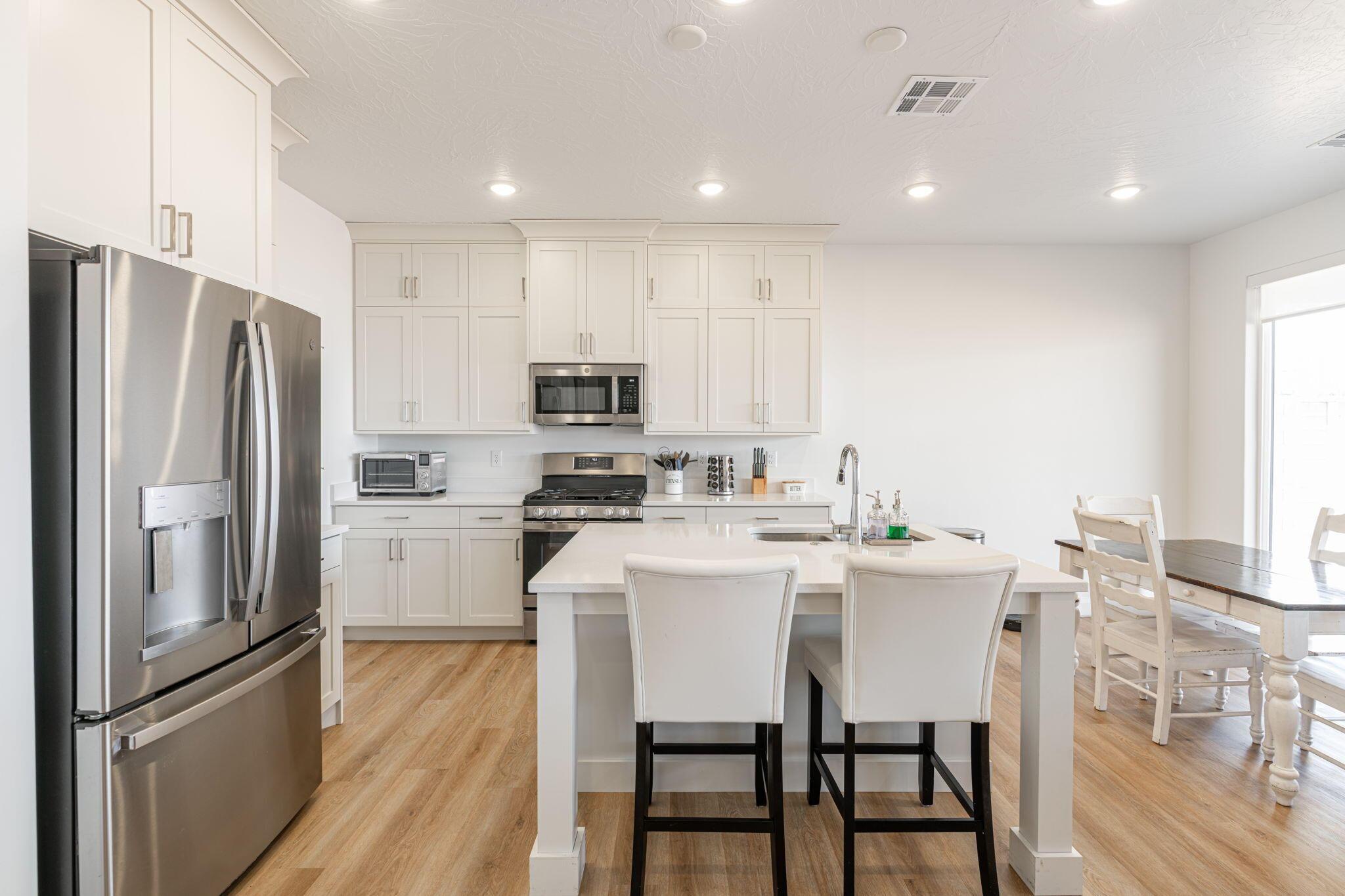 Washington, Utah, 84780, United States, 3 Bedrooms Bedrooms, ,2 BathroomsBathrooms,Residential,For Sale,1892539