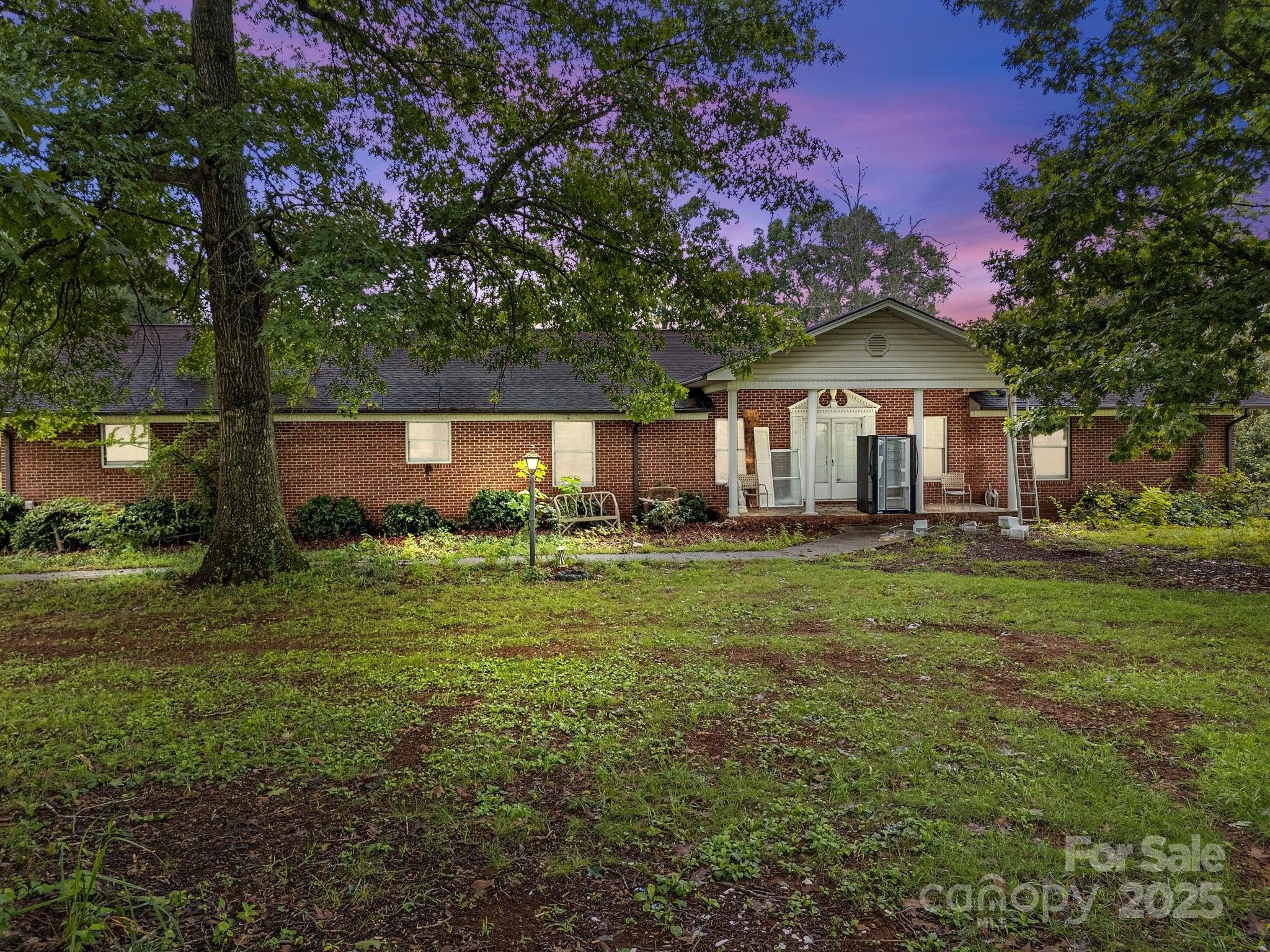Cleveland, North Carolina, 27013, United States, 4 Bedrooms Bedrooms, ,4 BathroomsBathrooms,Residential,For Sale,1915342