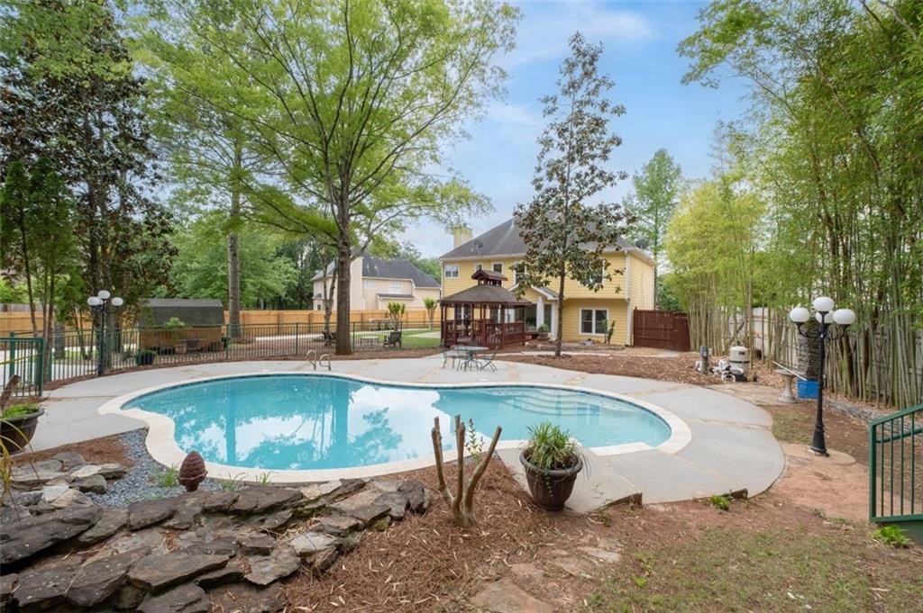 Johns Creek, Georgia, 30022, United States, 4 Bedrooms Bedrooms, ,3 BathroomsBathrooms,Residential,For Sale,1856403