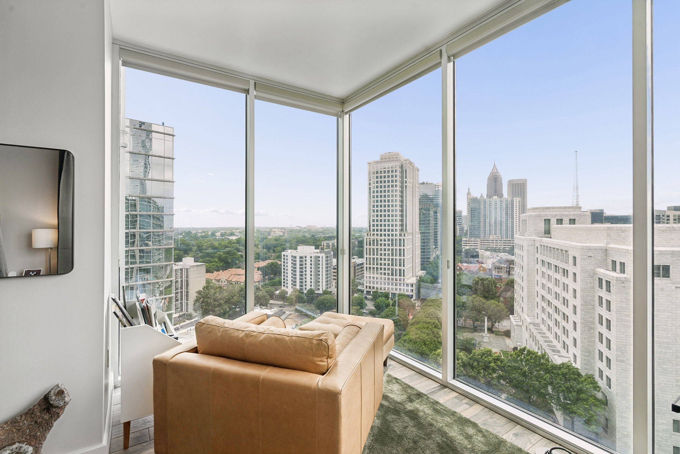  Stunning Southwest Views from Corner Residence at 1010 Midtown - 物件實景