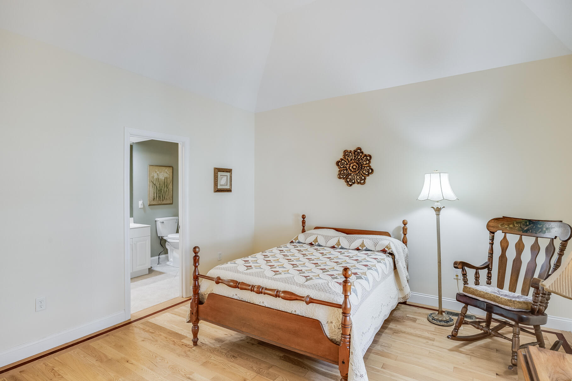  13 Laurel Hill Court - 物件實景