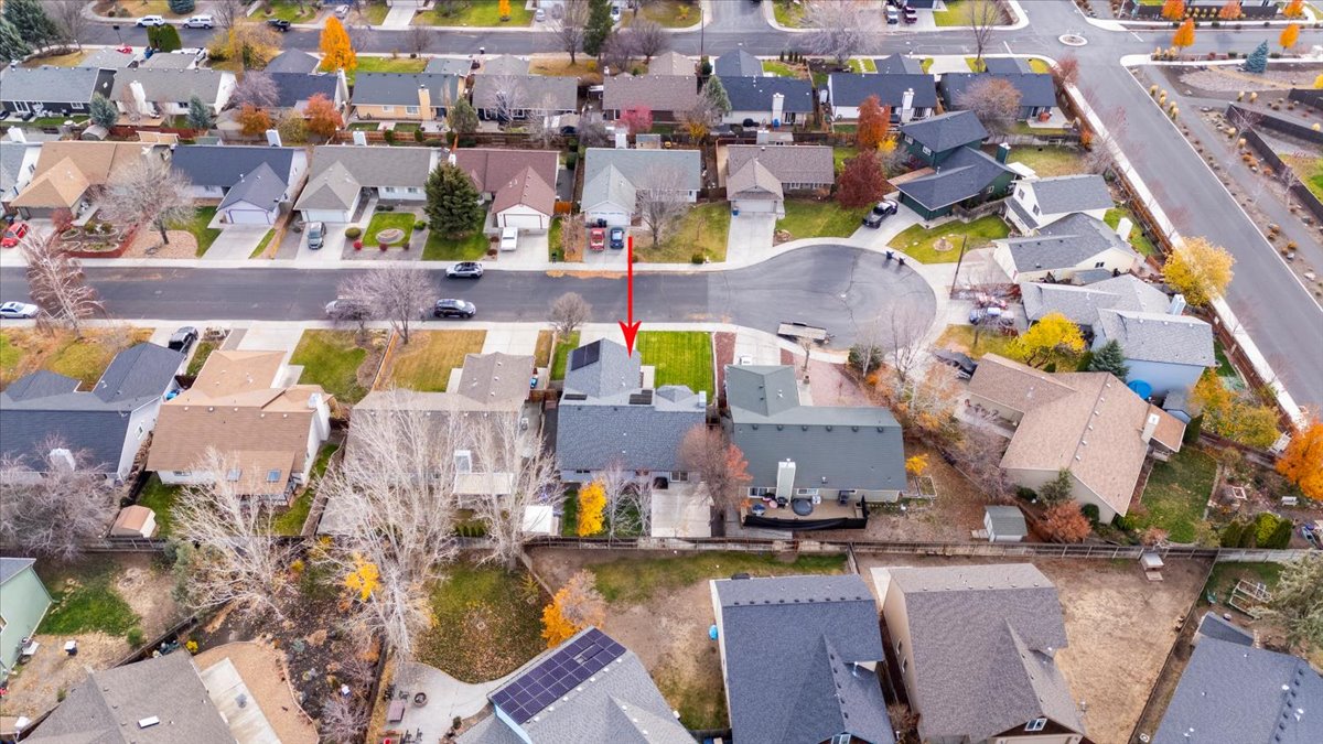 Redmond, Oregon, 97756, United States, 3 Bedrooms Bedrooms, ,2 BathroomsBathrooms,Residential,For Sale,1991530