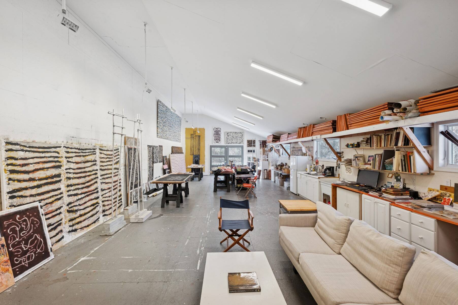  Live, Create, Escape. A Modernist 6 BR Coastal Compound - 物件實景