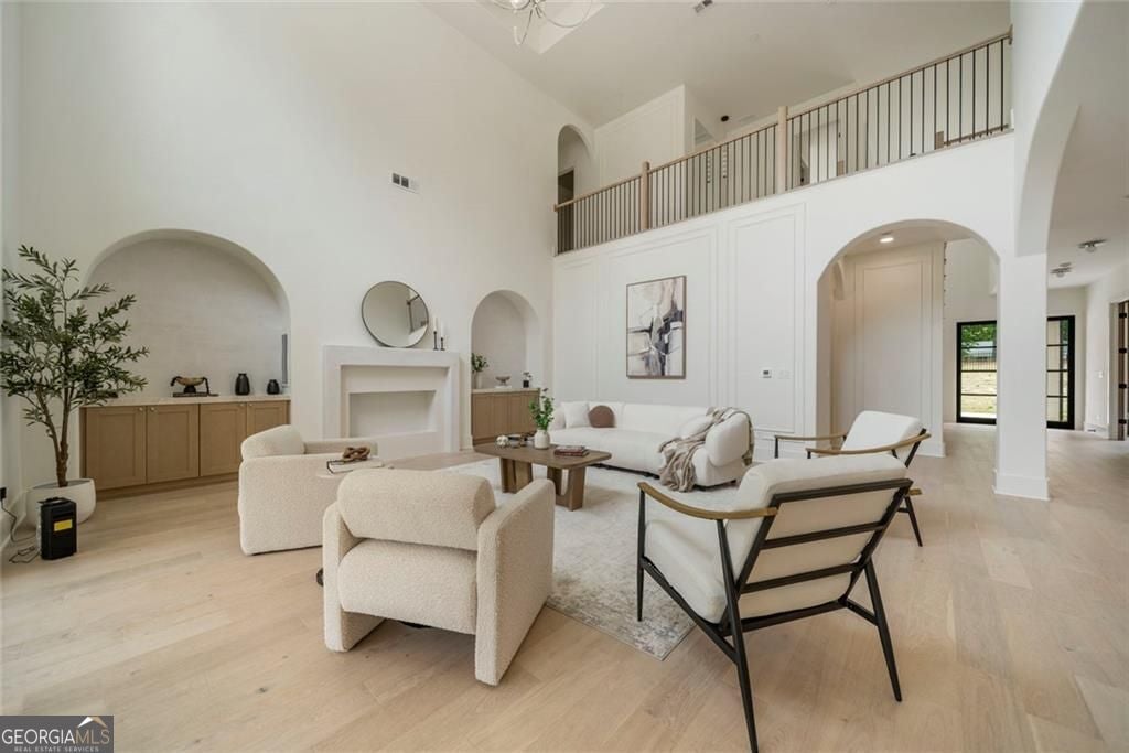Lawrenceville, Georgia, 30046, United States, 5 Bedrooms Bedrooms, ,5 BathroomsBathrooms,Residential,For Sale,2042592