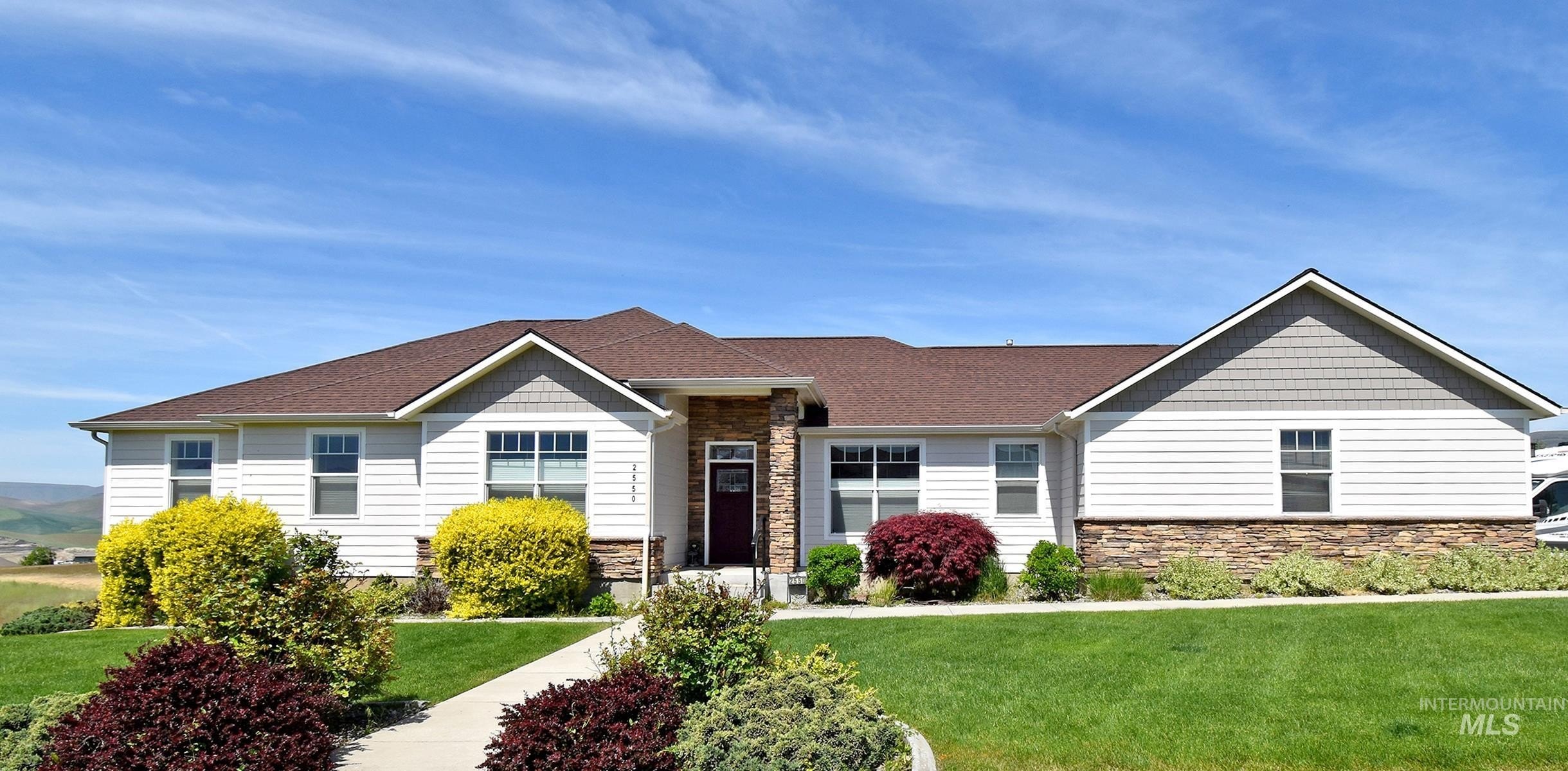 Clarkston, Washington, 99403, United States, 3 Bedrooms Bedrooms, ,2 BathroomsBathrooms,Residential,For Sale,2043984