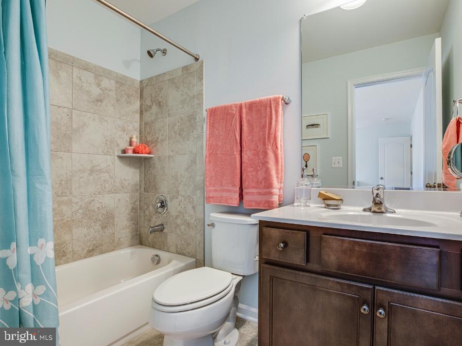 Nokesville, Virginia, 20181, United States, 4 Bedrooms Bedrooms, ,3 BathroomsBathrooms,Residential,For Sale,1849826