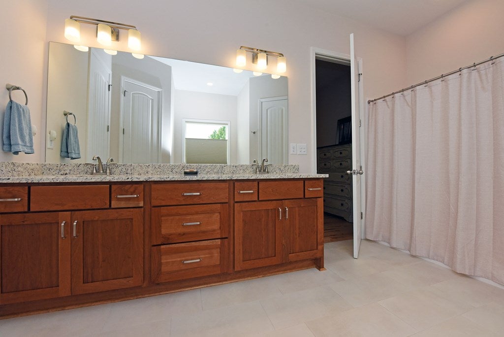Blairsville, Georgia, 30512, United States, 3 Bedrooms Bedrooms, ,3 BathroomsBathrooms,Residential,For Sale,1846972