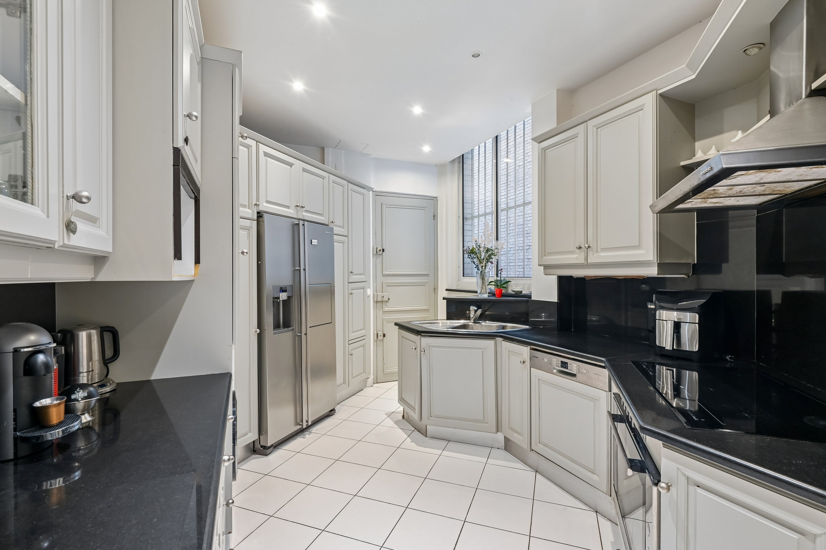  Longchamp – 4-Bedroom Family Apartment - 物件實景
