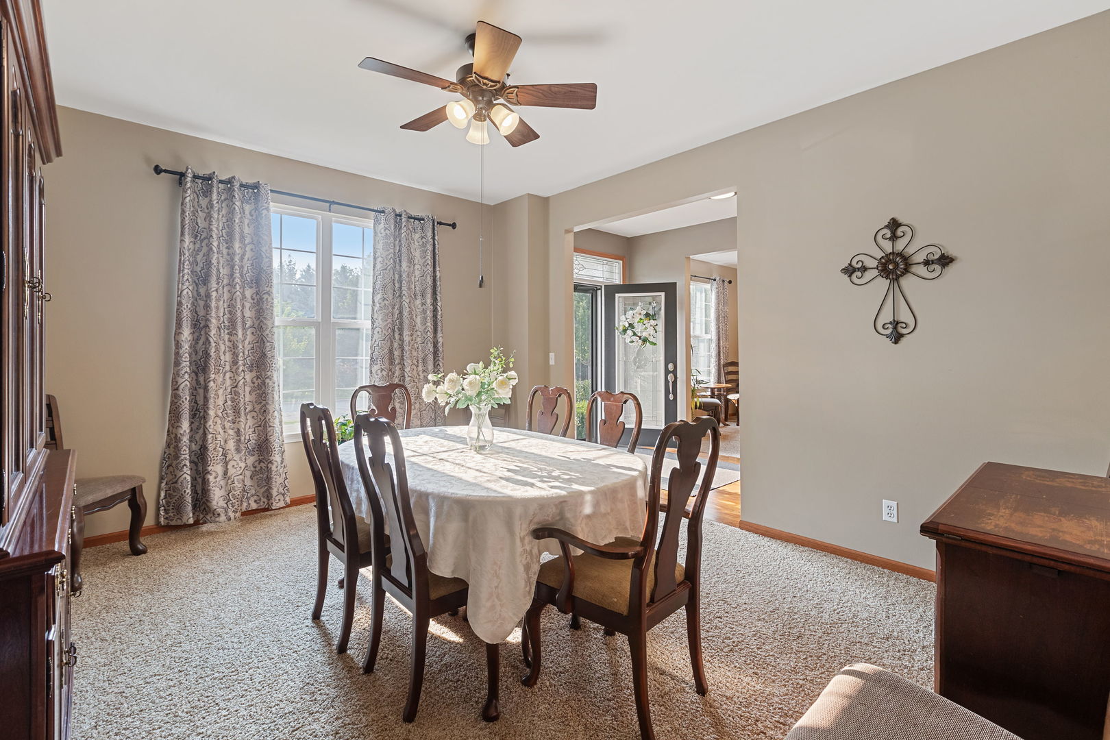 McHenry, Illinois, 60051, United States, 5 Bedrooms Bedrooms, ,5 BathroomsBathrooms,Residential,For Sale,1912469