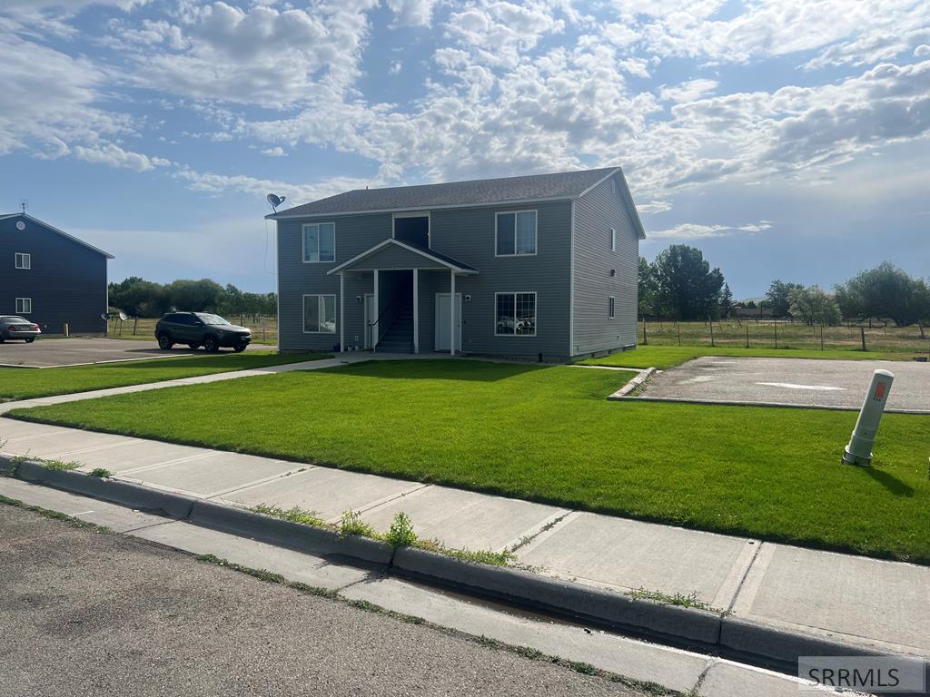 IDAHO FALLS, Idaho, 83401, United States, 8 Bedrooms Bedrooms, ,4 BathroomsBathrooms,Residential,For Sale,1920351