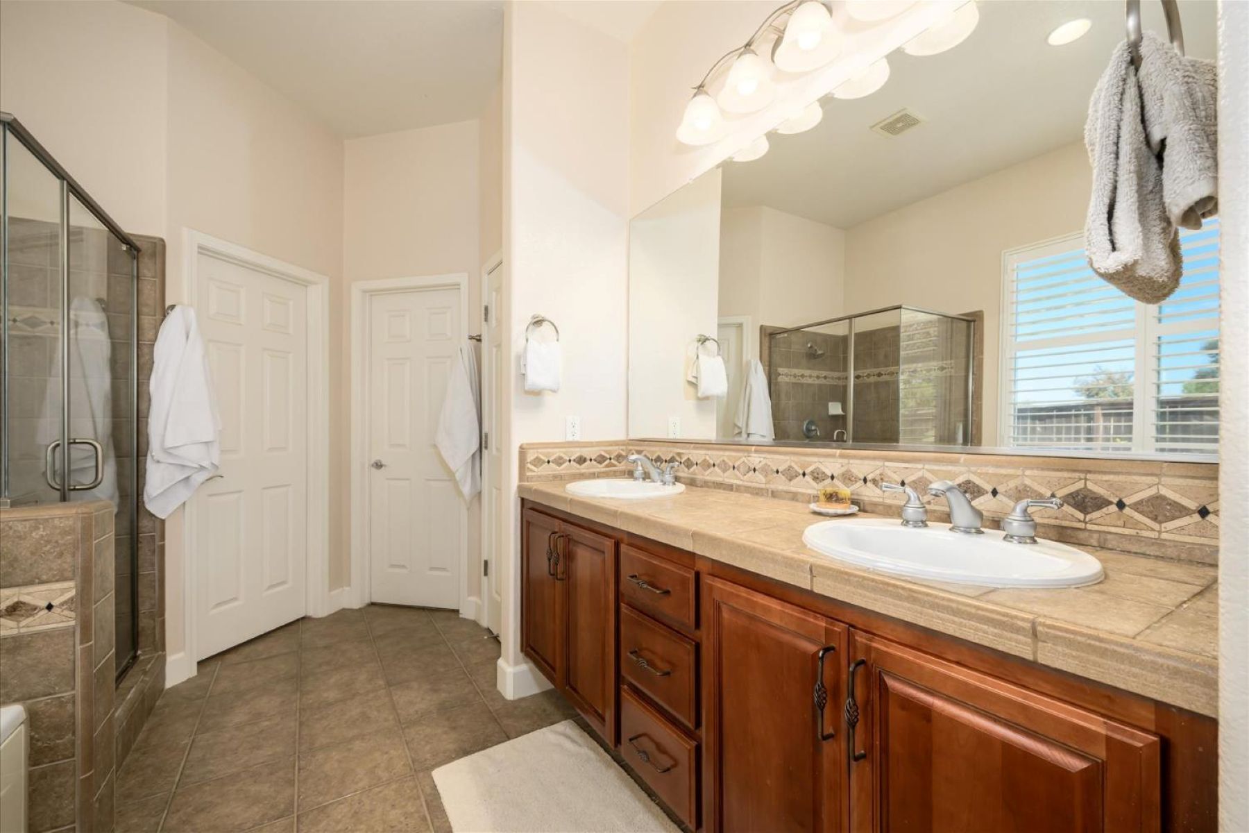  33203 Pintail Street, Woodland, CA 95695 - 物件實景