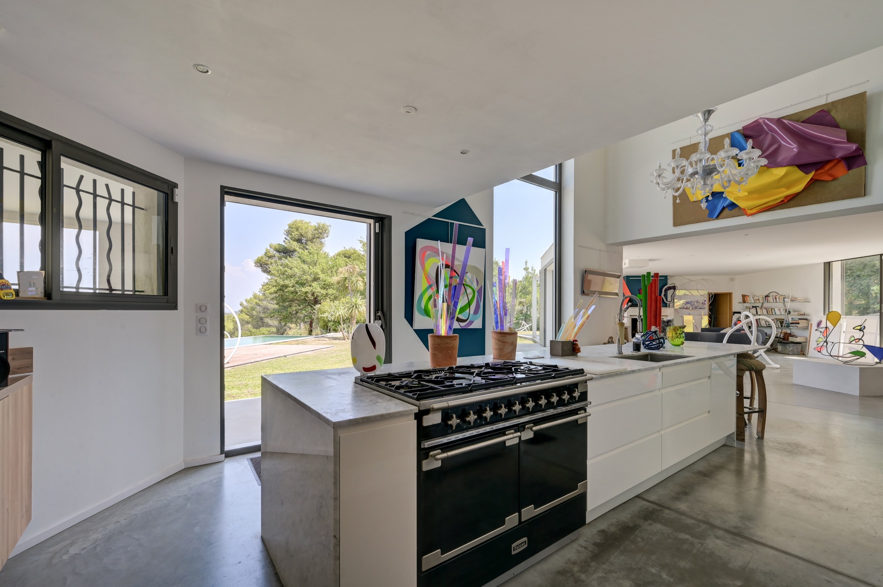  contemporary villa in absolute calm and with a dominant view - 物件實景