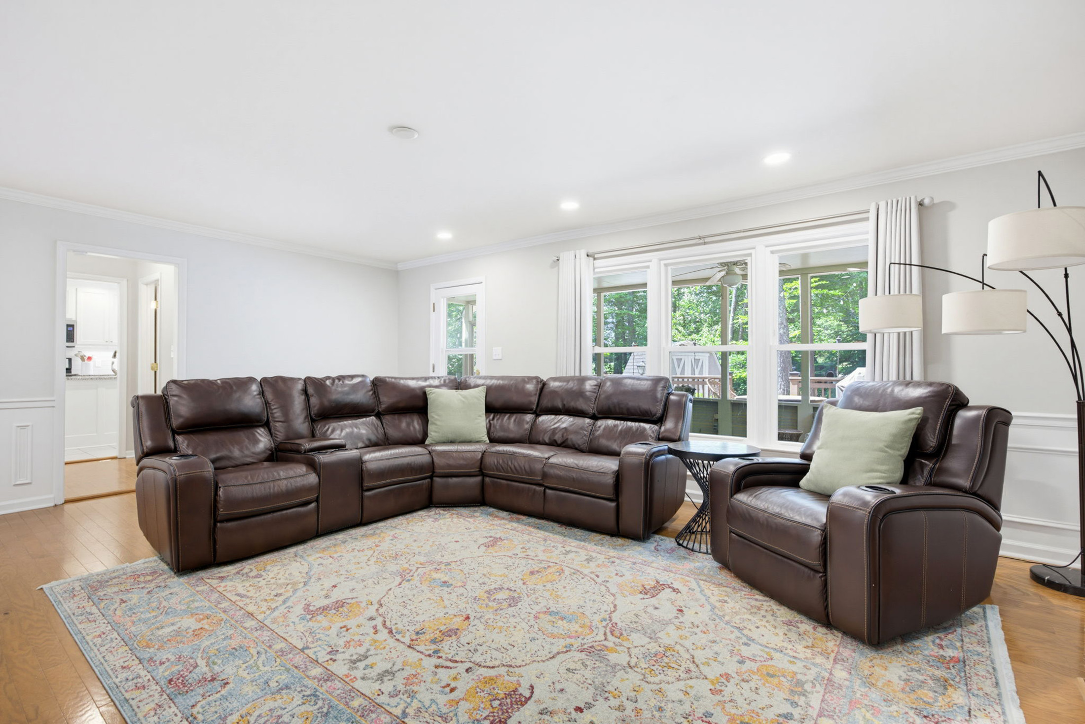  Stunning 5-Bedroom Brick Home in the Heart of East Cobb - 物件實景