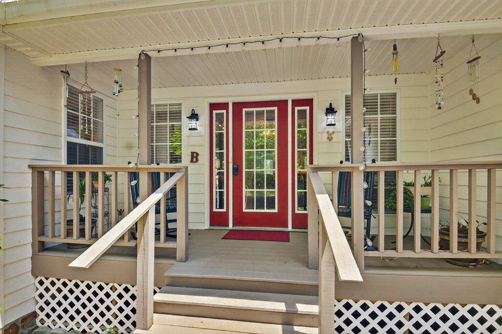 Talking Rock, Georgia, 30175, United States, 5 Bedrooms Bedrooms, ,4 BathroomsBathrooms,Residential,For Sale,1848832