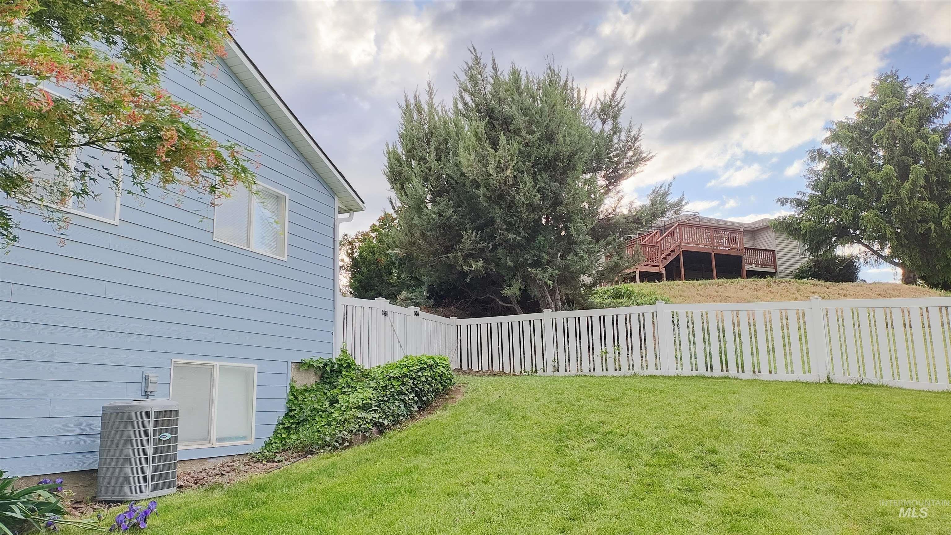 Clarkston, Washington, 99403, United States, 6 Bedrooms Bedrooms, ,3 BathroomsBathrooms,Residential,For Sale,2005676