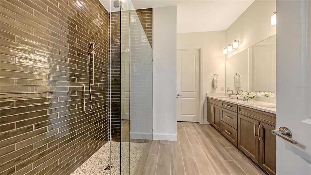 Palmetto, Florida, 34221, United States, 3 Bedrooms Bedrooms, ,3 BathroomsBathrooms,Residential,For Sale,1828169