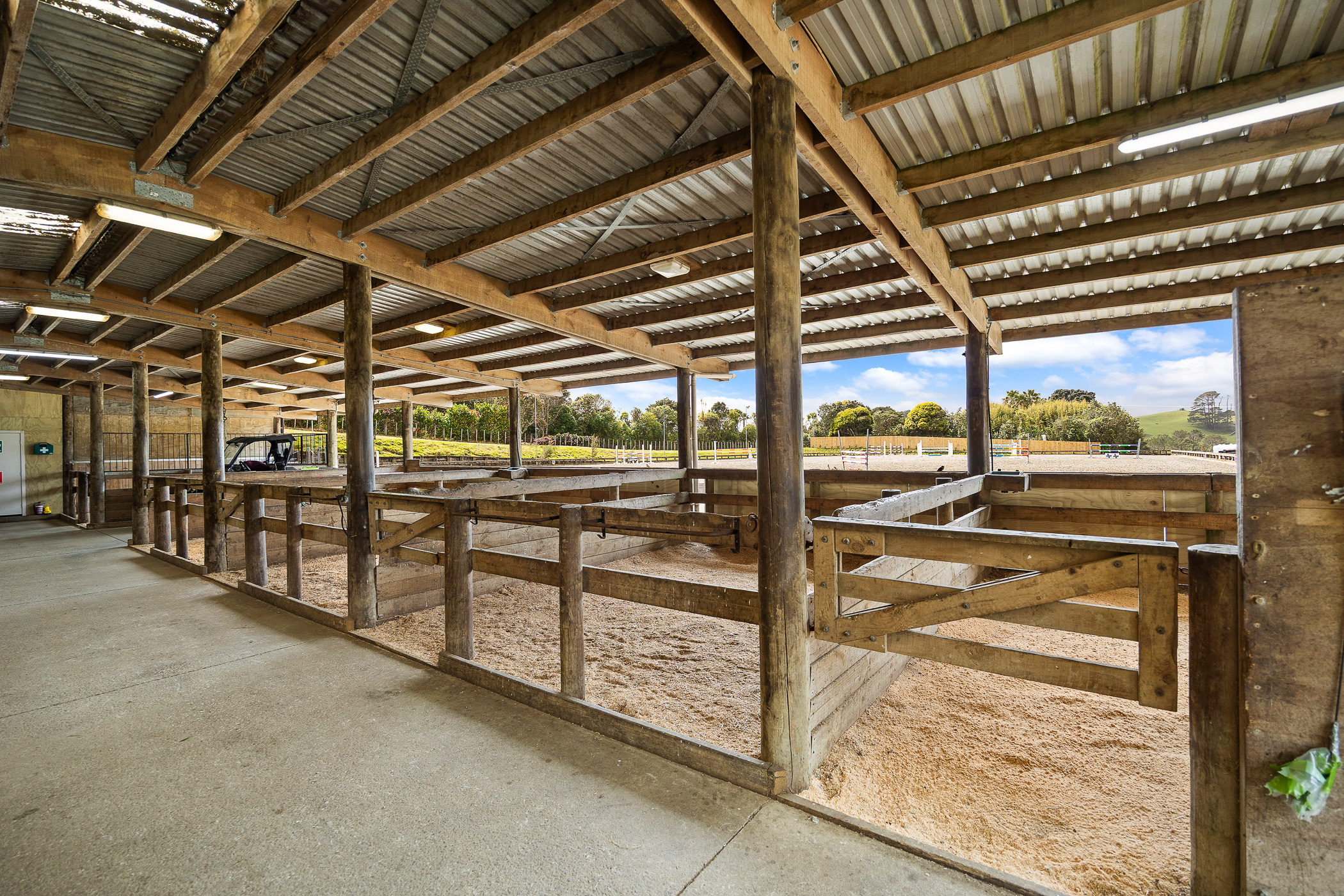  Equestrian Facility - Land Bank with Income - 物件實景